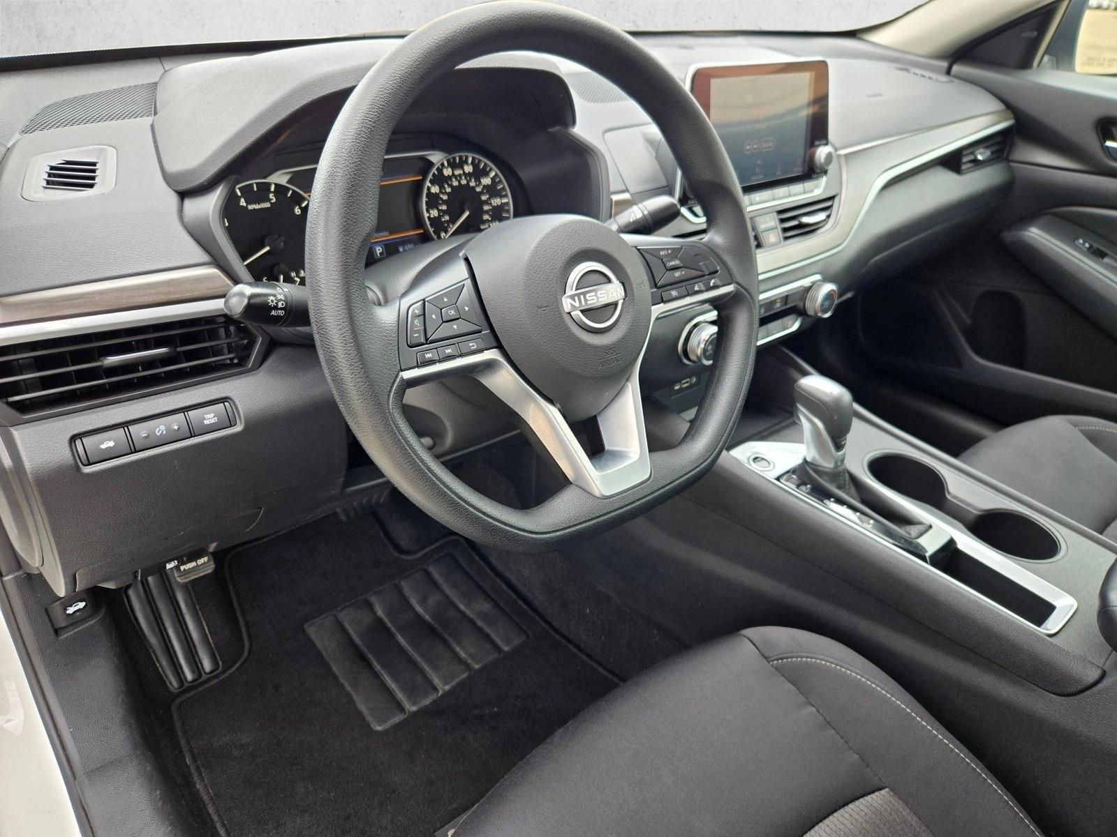 Thumbnail: 2025 Nissan Altima - 3