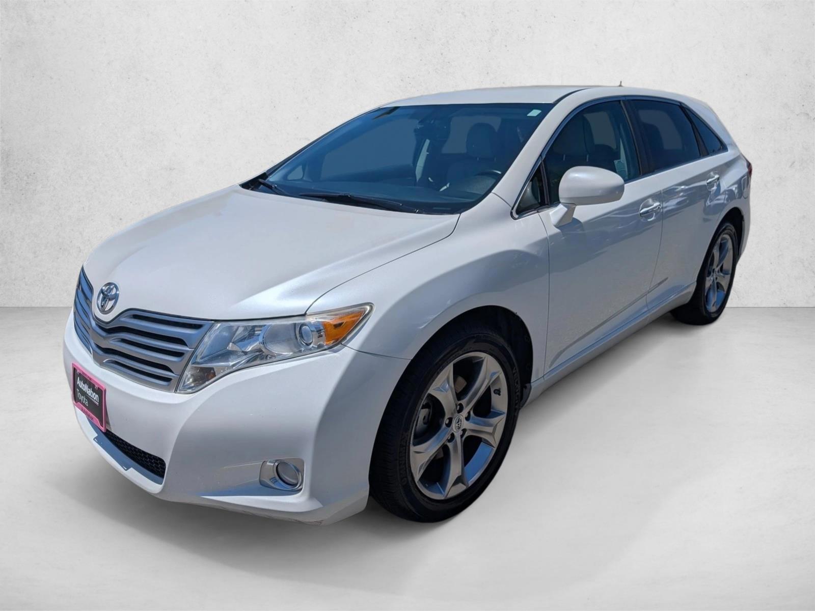 Thumbnail: 2011 Toyota Venza - 1