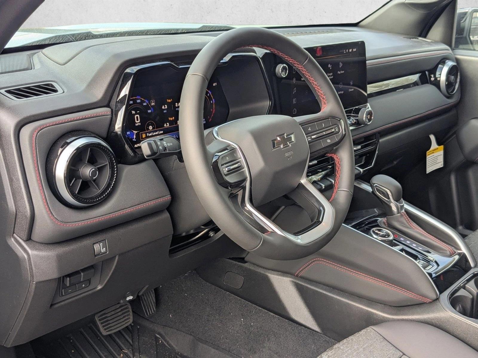 Thumbnail: 2026 Chevrolet Colorado - 3