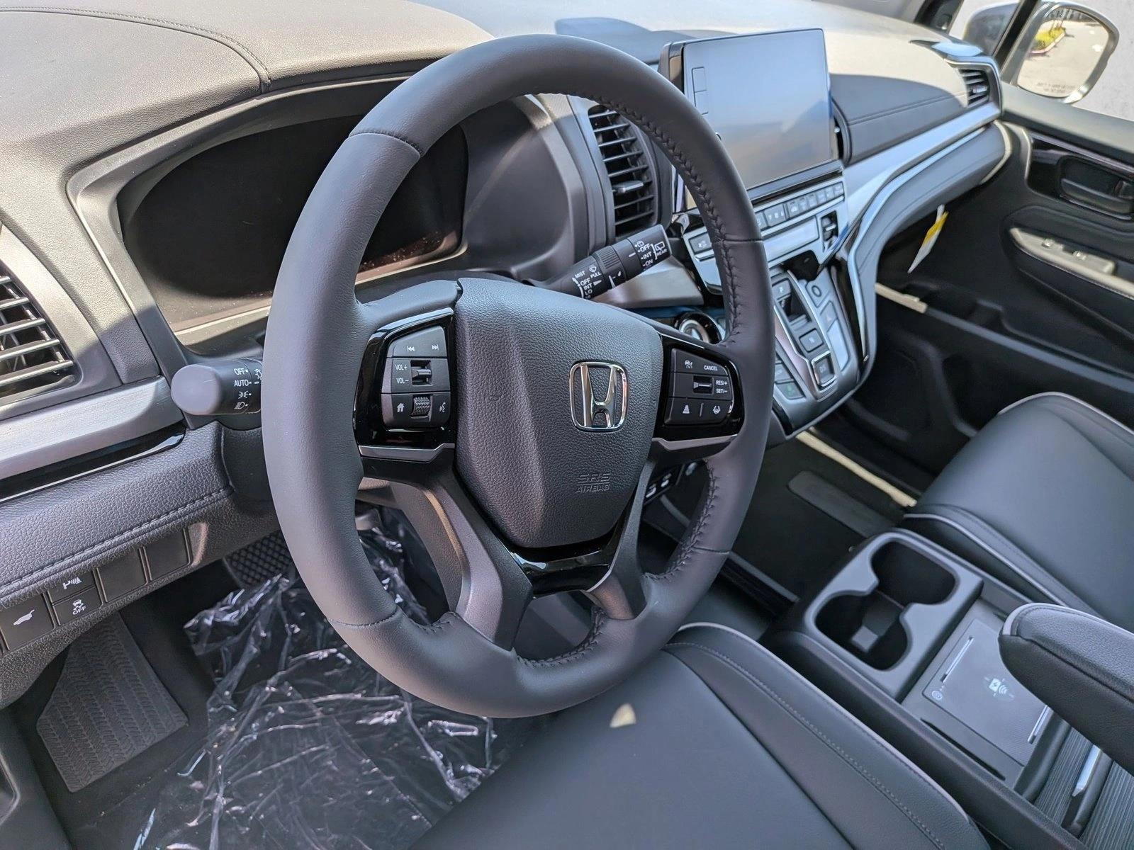 Thumbnail: 2026 Honda Odyssey - 3