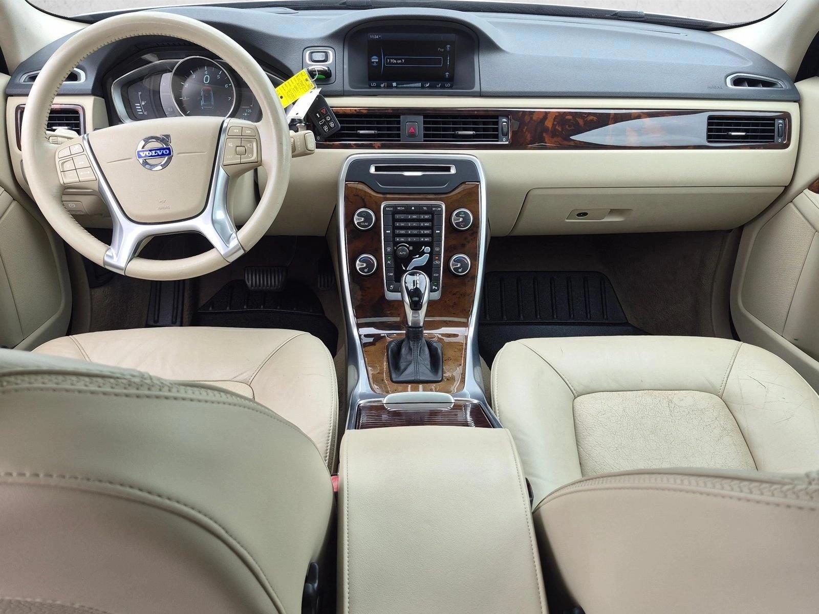 Thumbnail: 2015 Volvo XC70 - 4