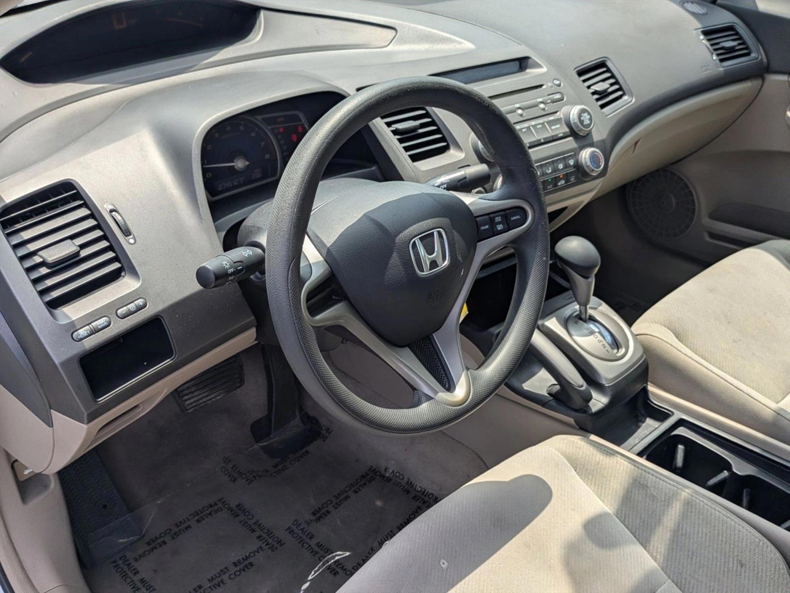 Thumbnail: 2010 Honda Civic - 3