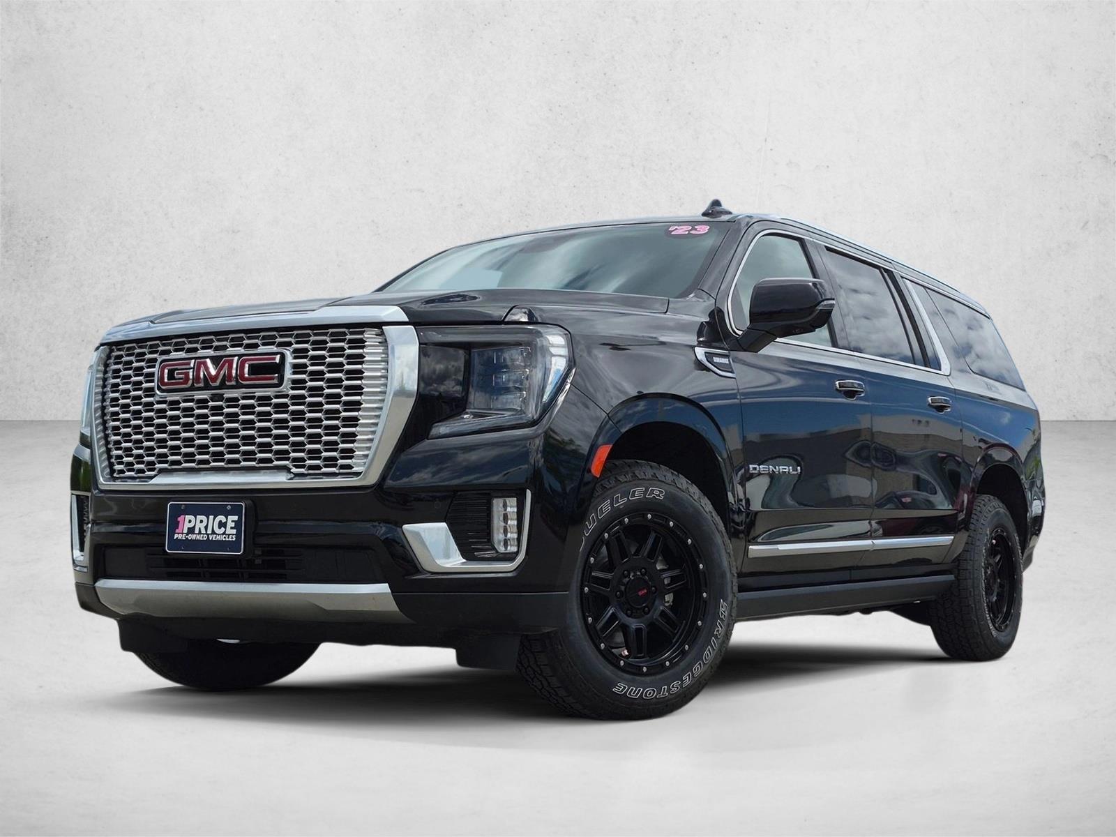 2023 GMC Yukon Denali AWD's photo
