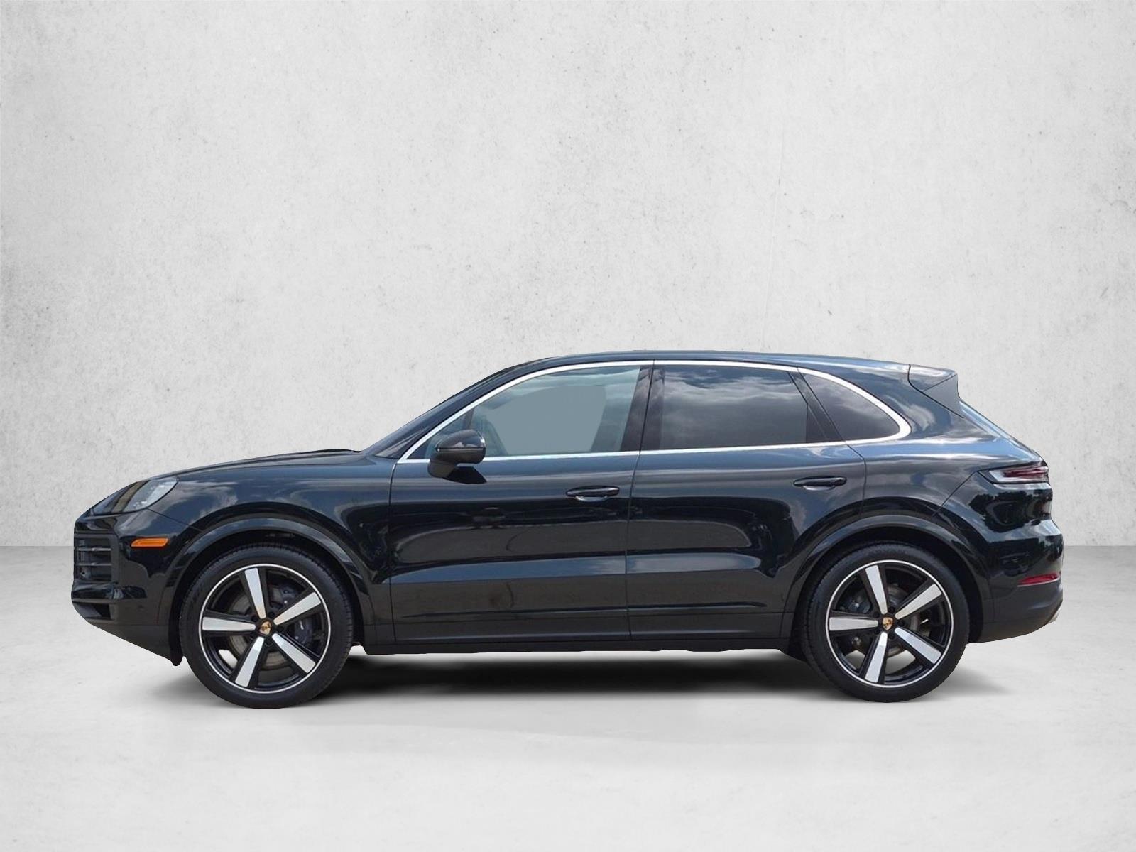 Thumbnail: 2026 Porsche Cayenne - 2