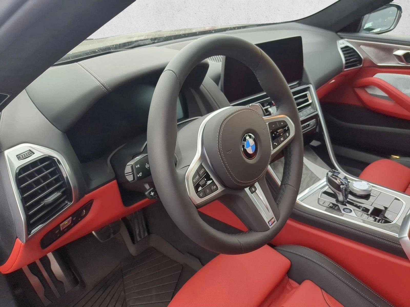 Thumbnail: 2026 BMW 8 Series - 3