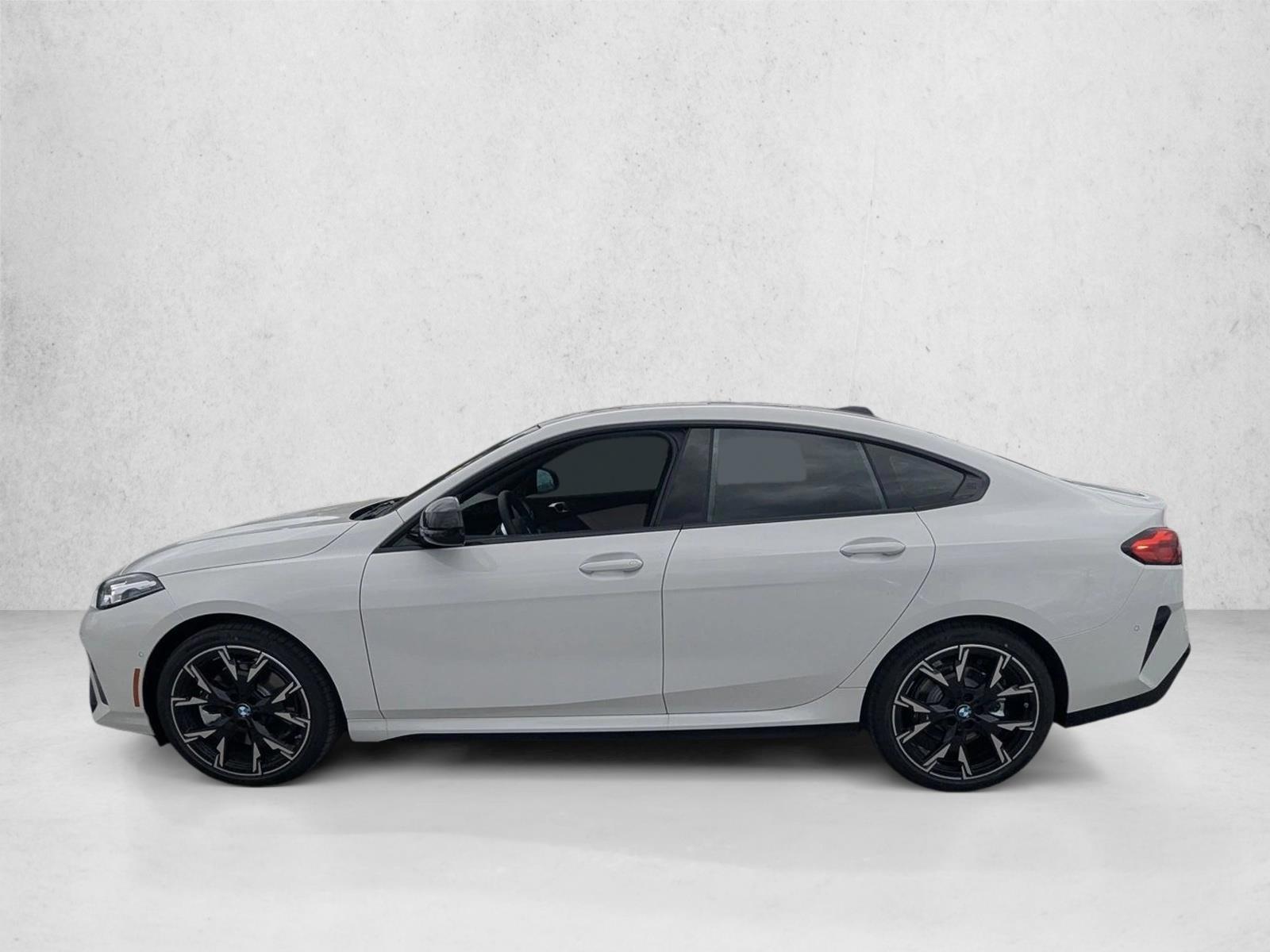 Thumbnail: 2026 BMW 2 Series - 2