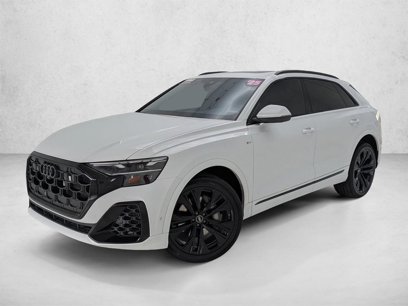 Thumbnail: 2025 Audi Q8 - 1