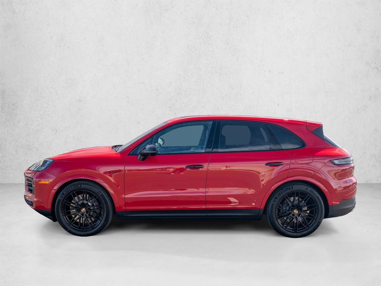 Thumbnail: 2025 Porsche Cayenne - 2