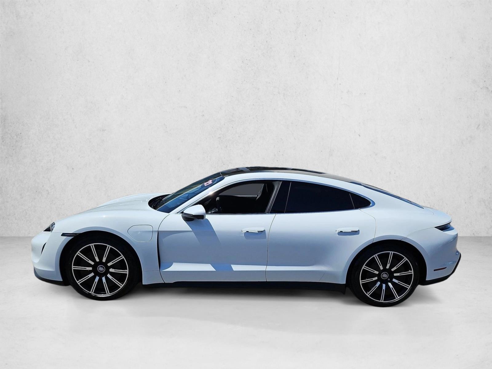 Thumbnail: 2021 Porsche Taycan - 2