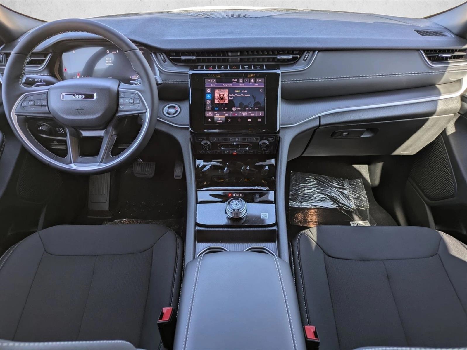 Thumbnail: 2026 Jeep Grand Cherokee - 3