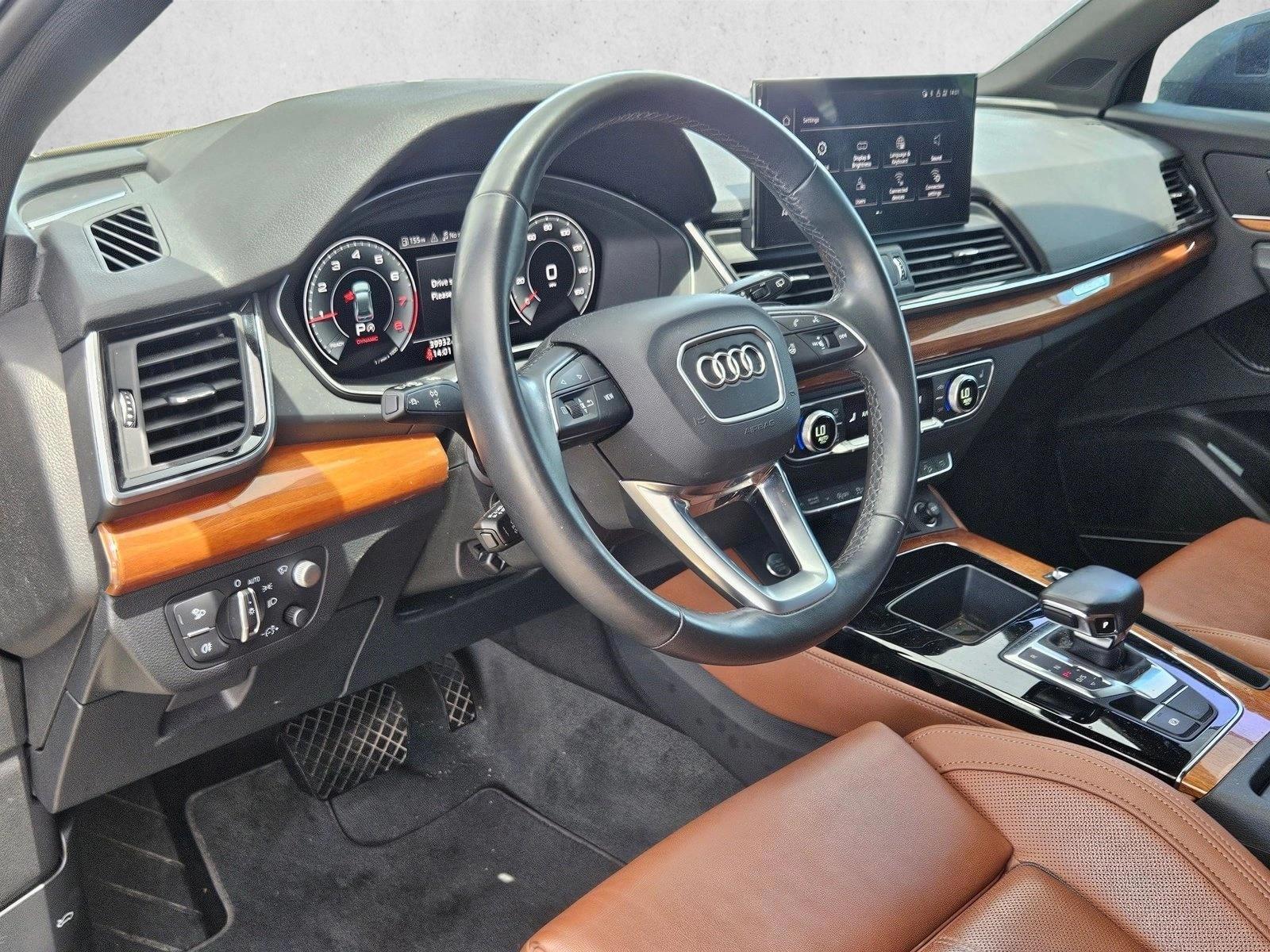 Thumbnail: 2023 Audi Q5 - 3