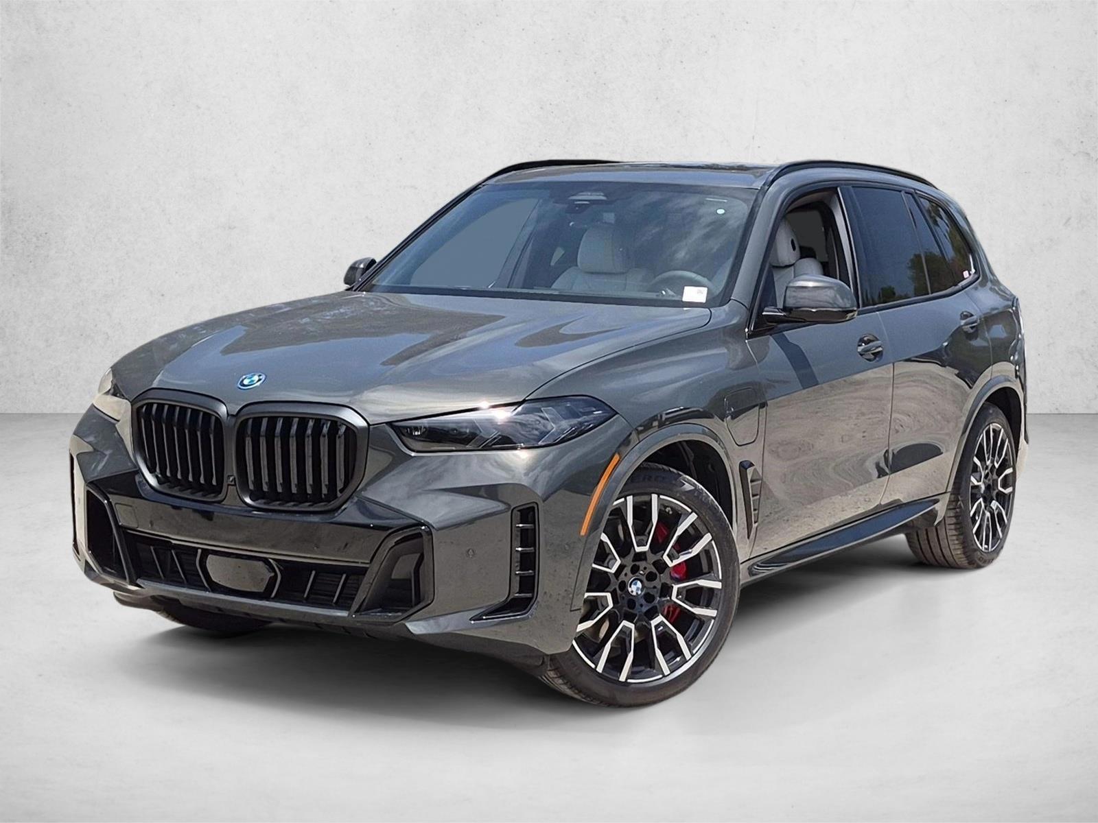 Thumbnail: 2026 BMW X5 - 1