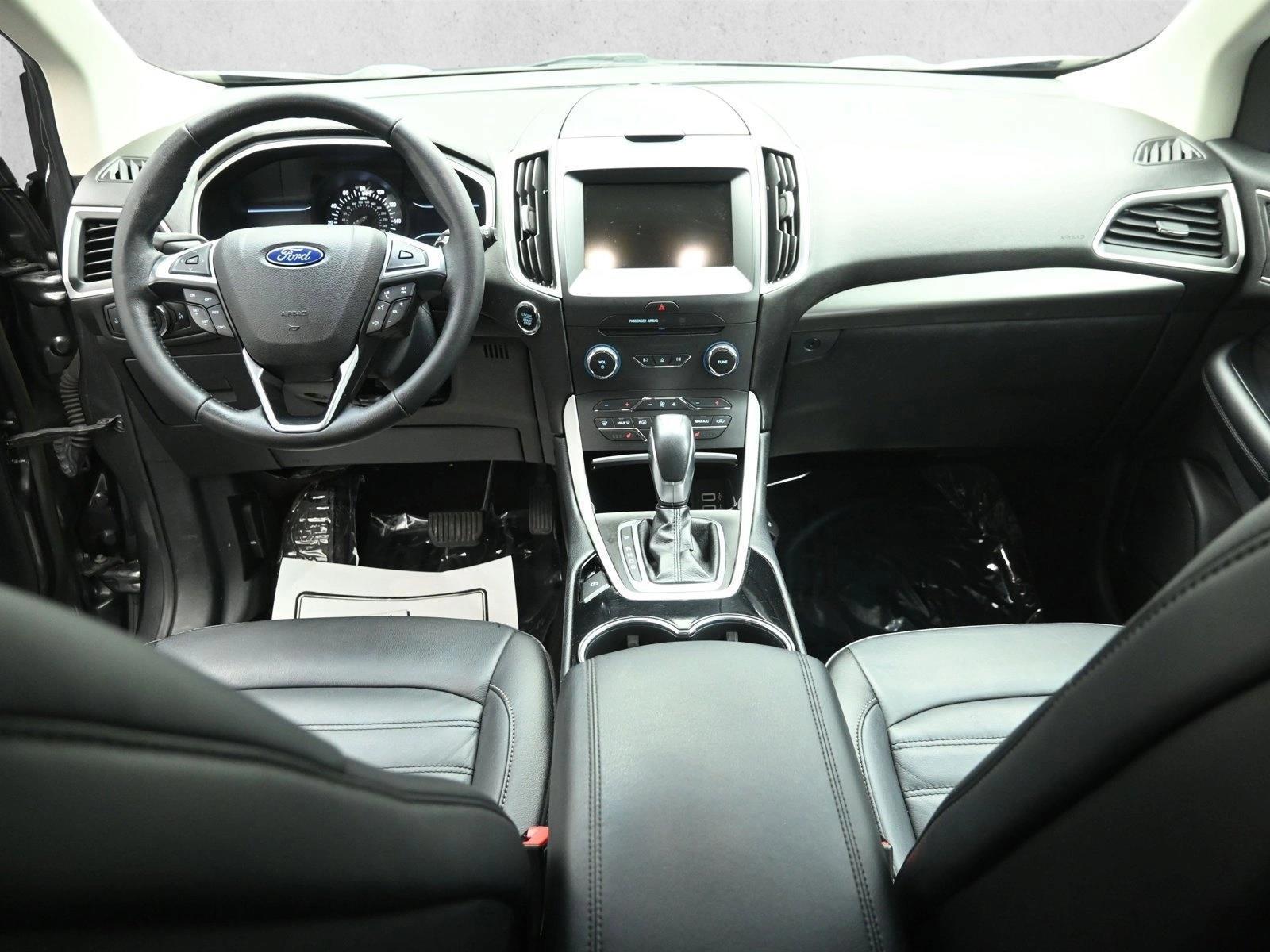 Thumbnail: 2016 Ford Edge - 4