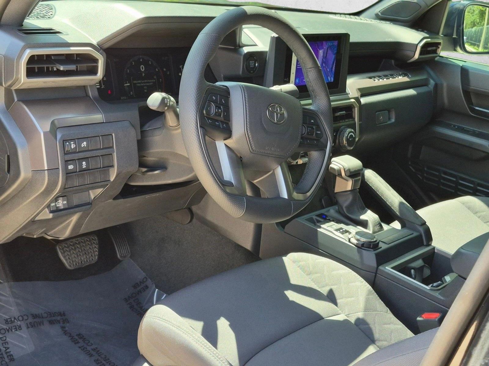 2025 Toyota Tacoma SR5 - Photo 9