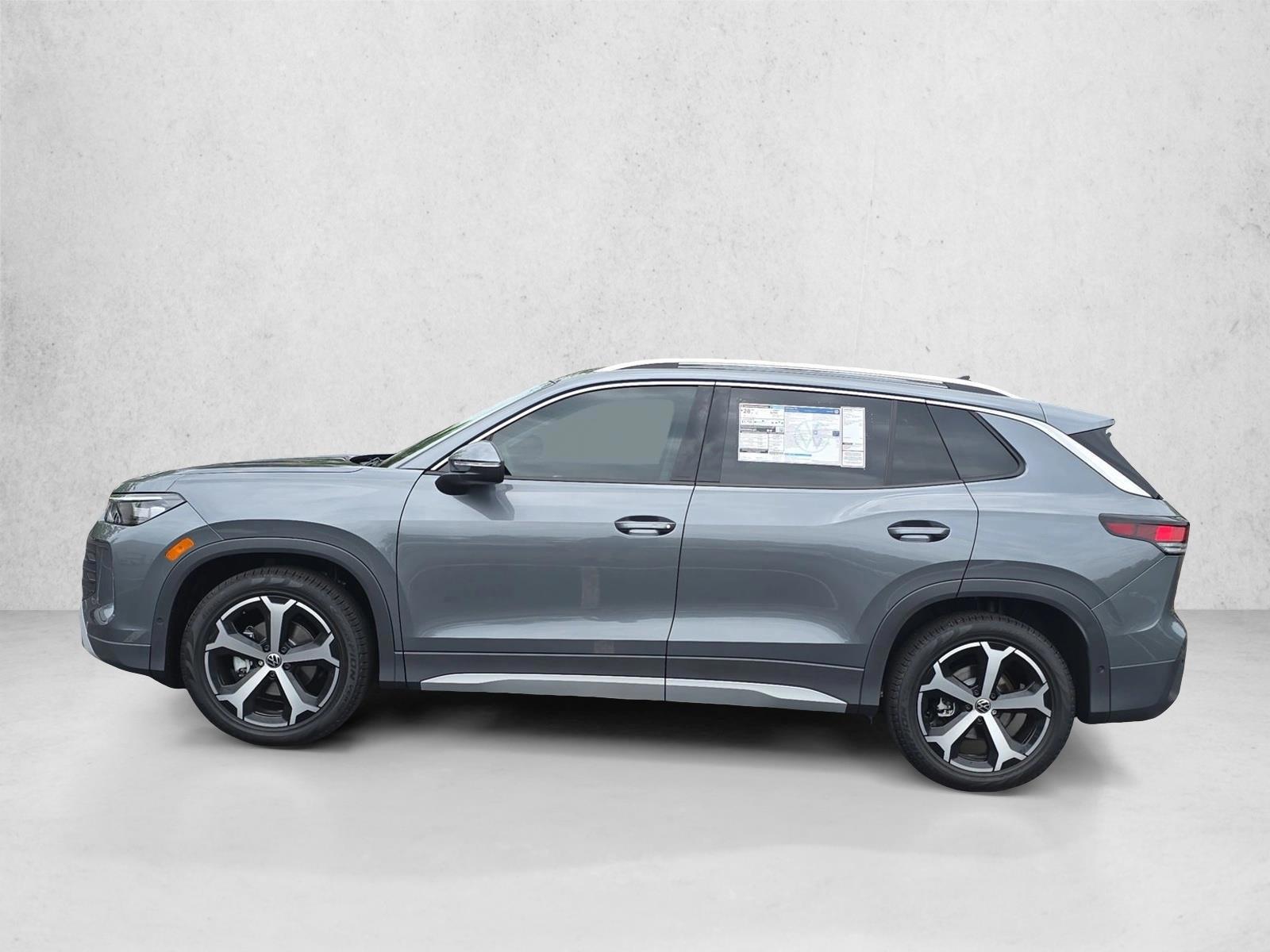 Thumbnail: 2026 Volkswagen Tiguan - 2