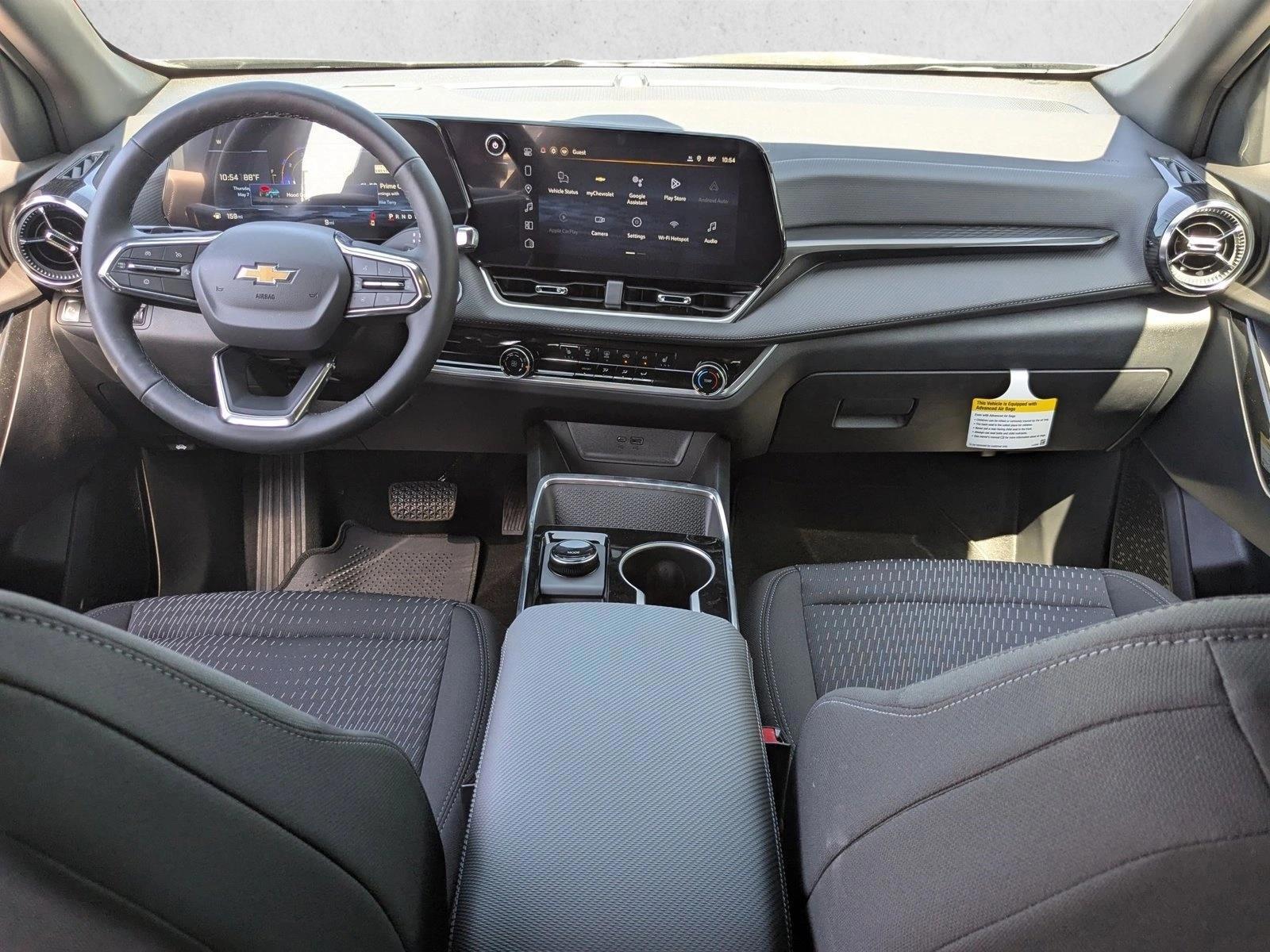 Thumbnail: 2026 Chevrolet Equinox - 3