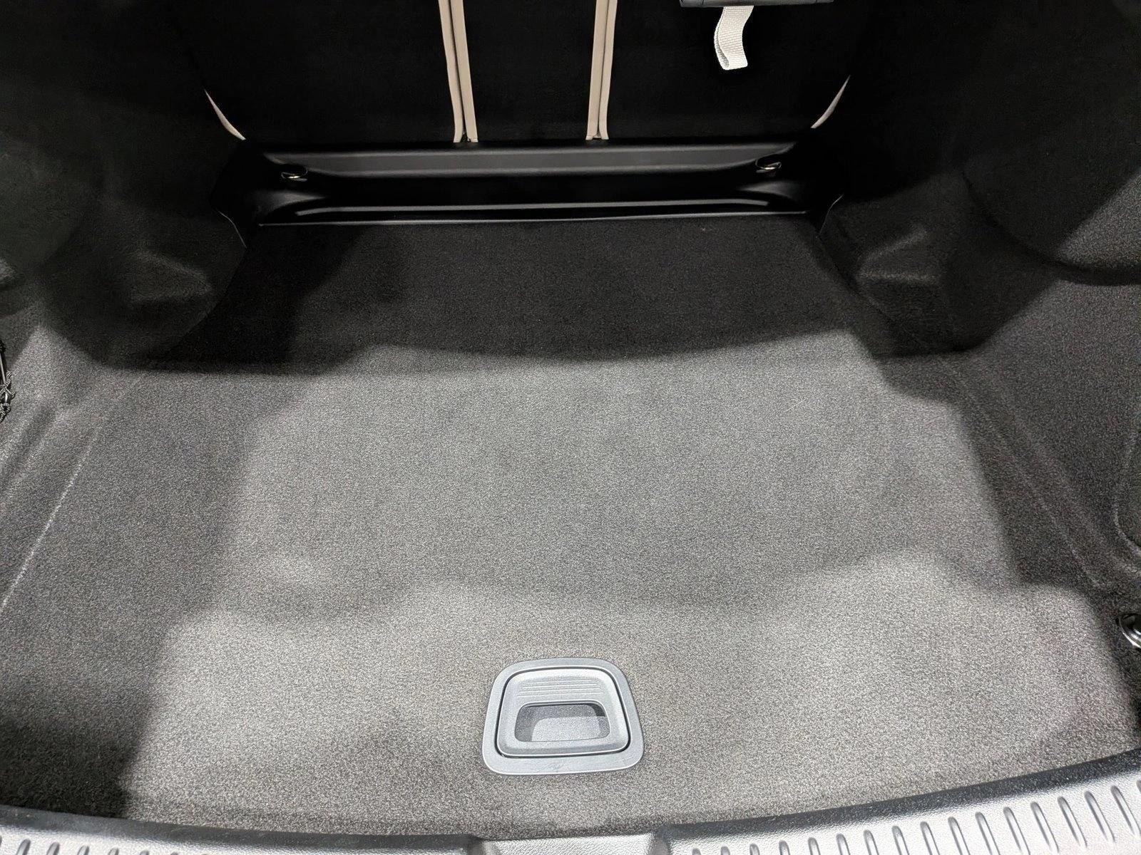 Thumbnail: 2026 Mercedes-Benz E-Class - 5