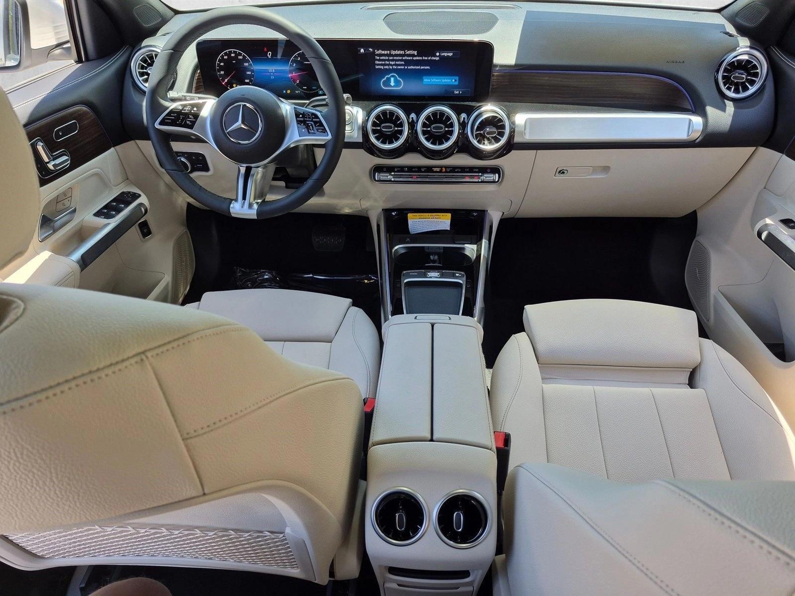 Thumbnail: 2026 Mercedes-Benz GLB - 3