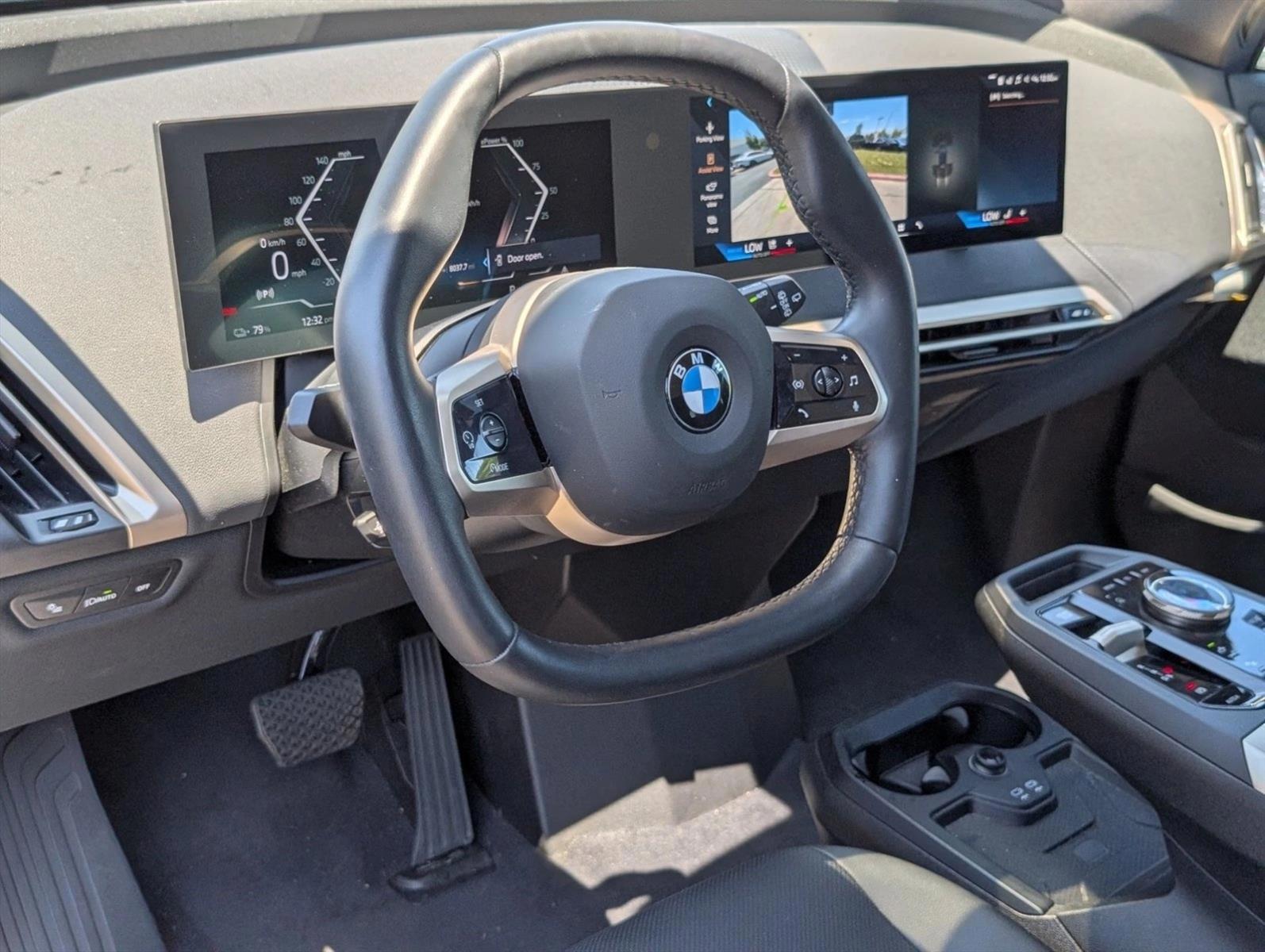Thumbnail: 2026 BMW iX - 3