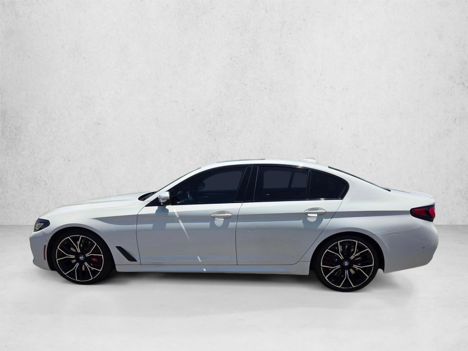 Thumbnail: 2022 BMW 5 Series - 2