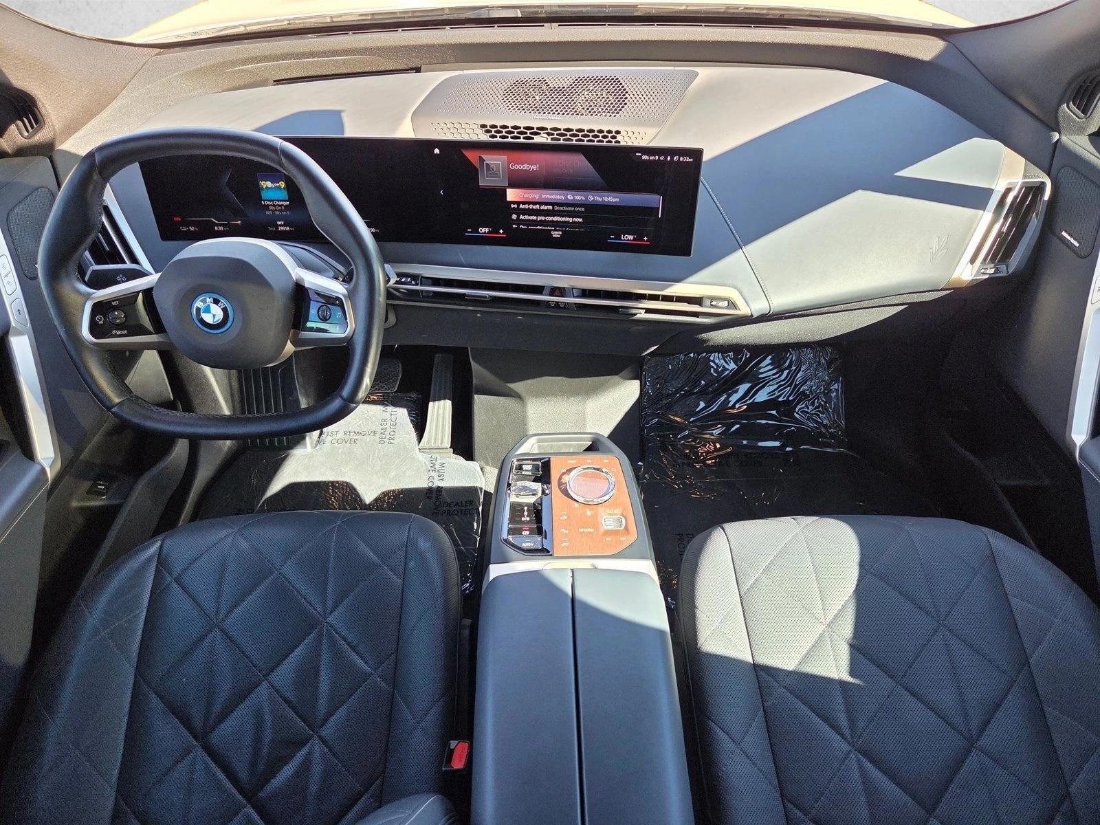 Thumbnail: 2023 BMW iX - 4