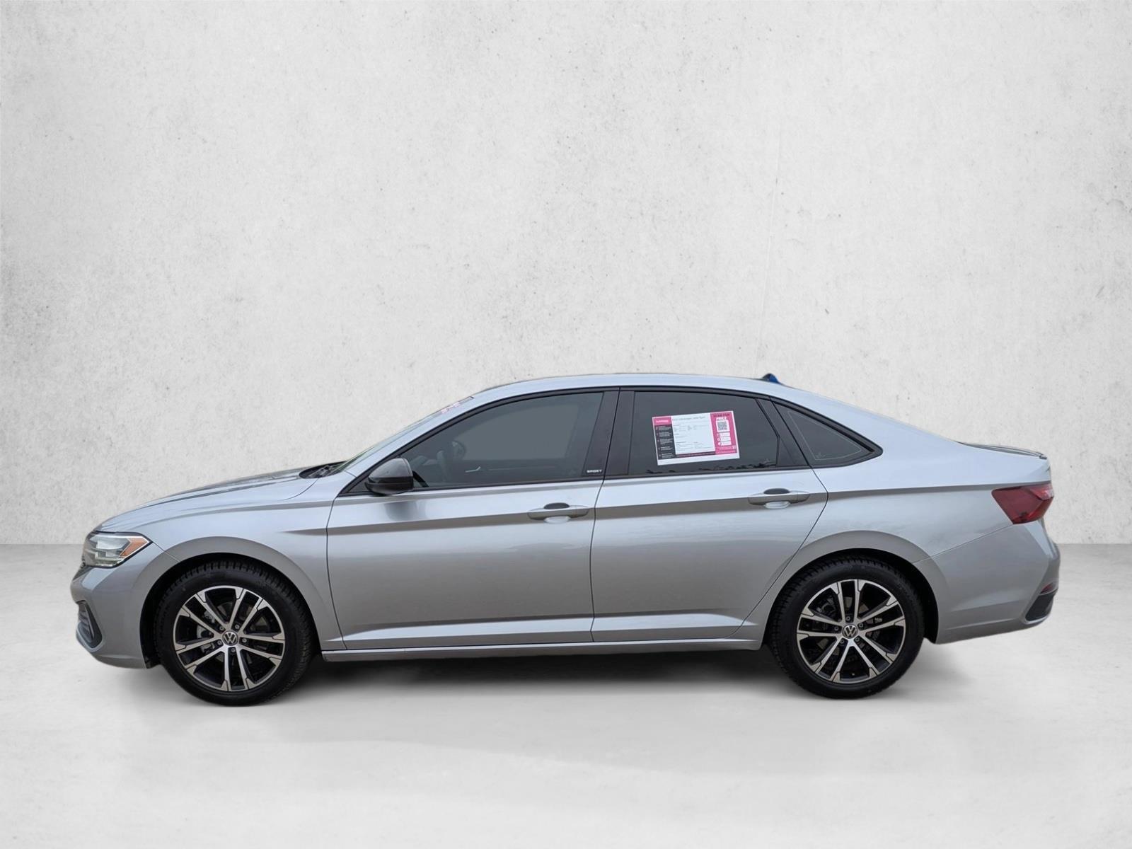 Thumbnail: 2023 Volkswagen Jetta - 2