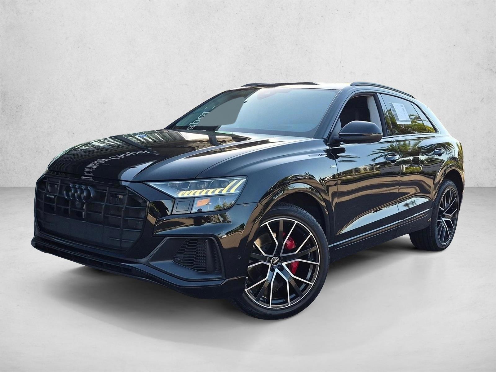 Thumbnail: 2022 Audi Q8 - 1
