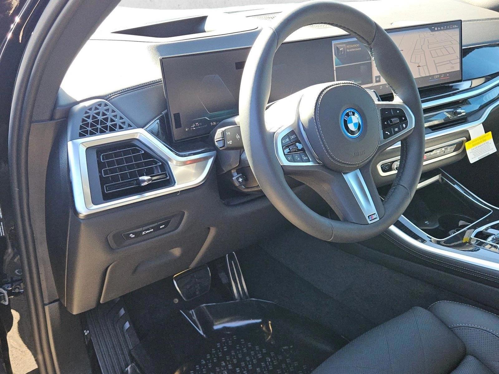 Thumbnail: 2026 BMW X5 - 3