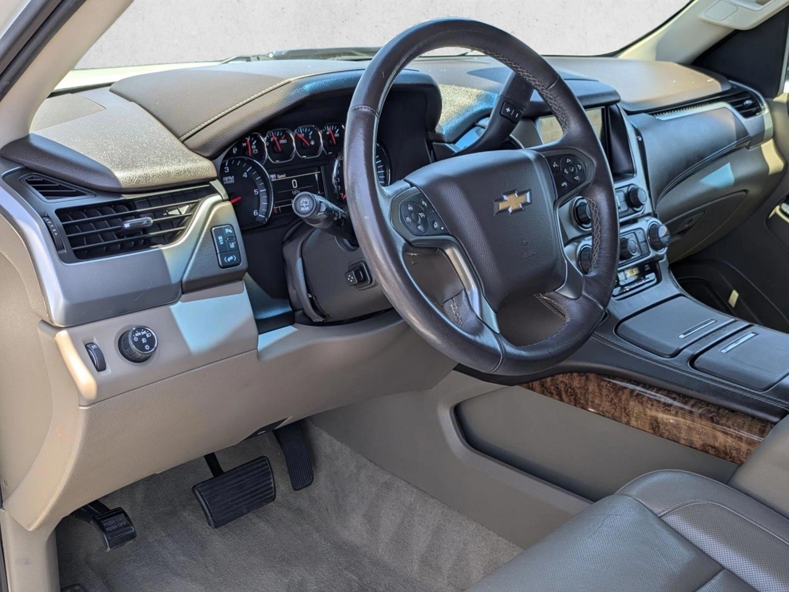 Thumbnail: 2015 Chevrolet Tahoe - 3