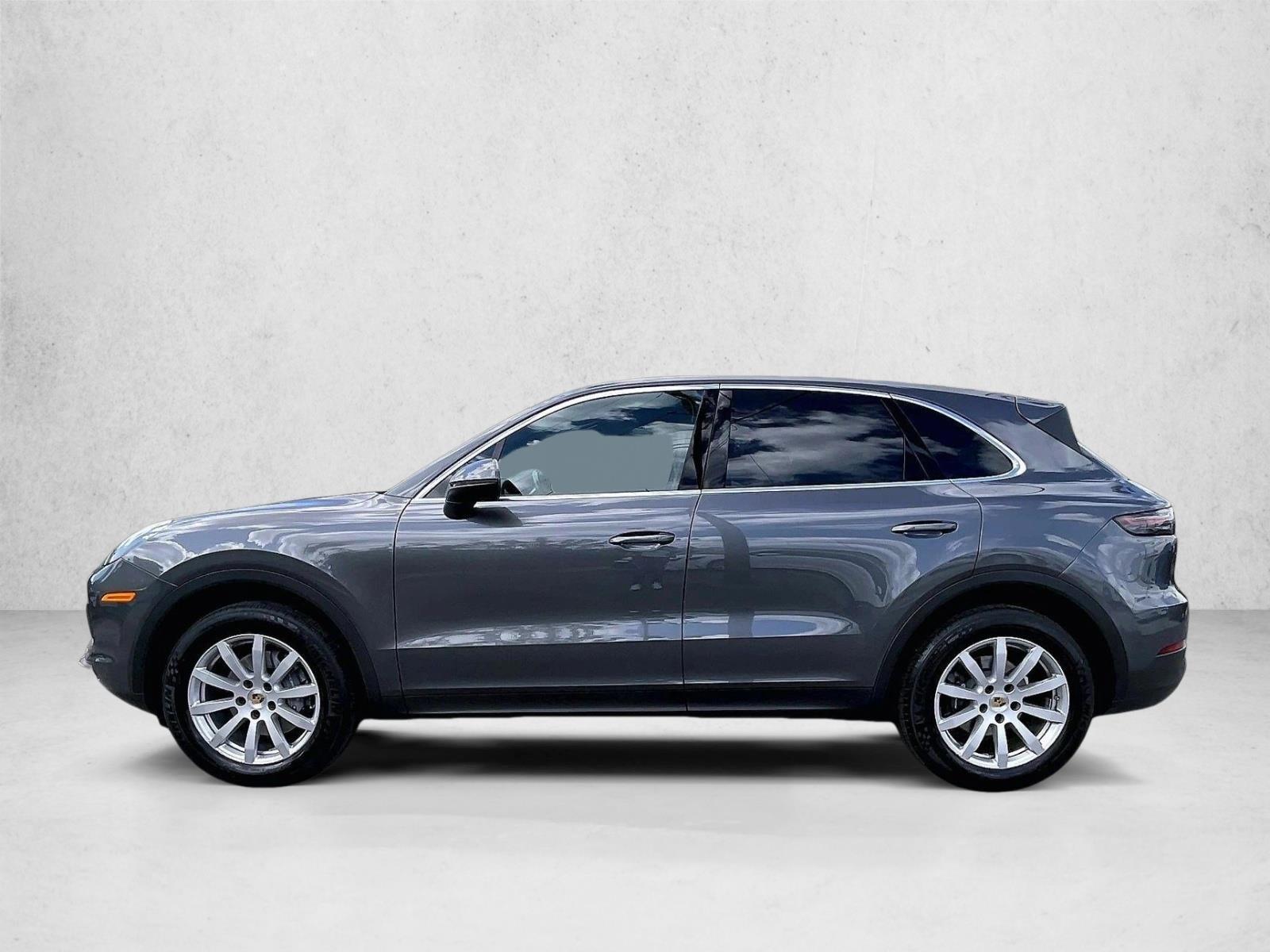 Thumbnail: 2020 Porsche Cayenne - 2