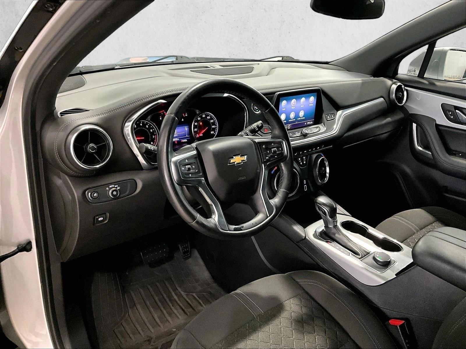 Thumbnail: 2019 Chevrolet Blazer - 3