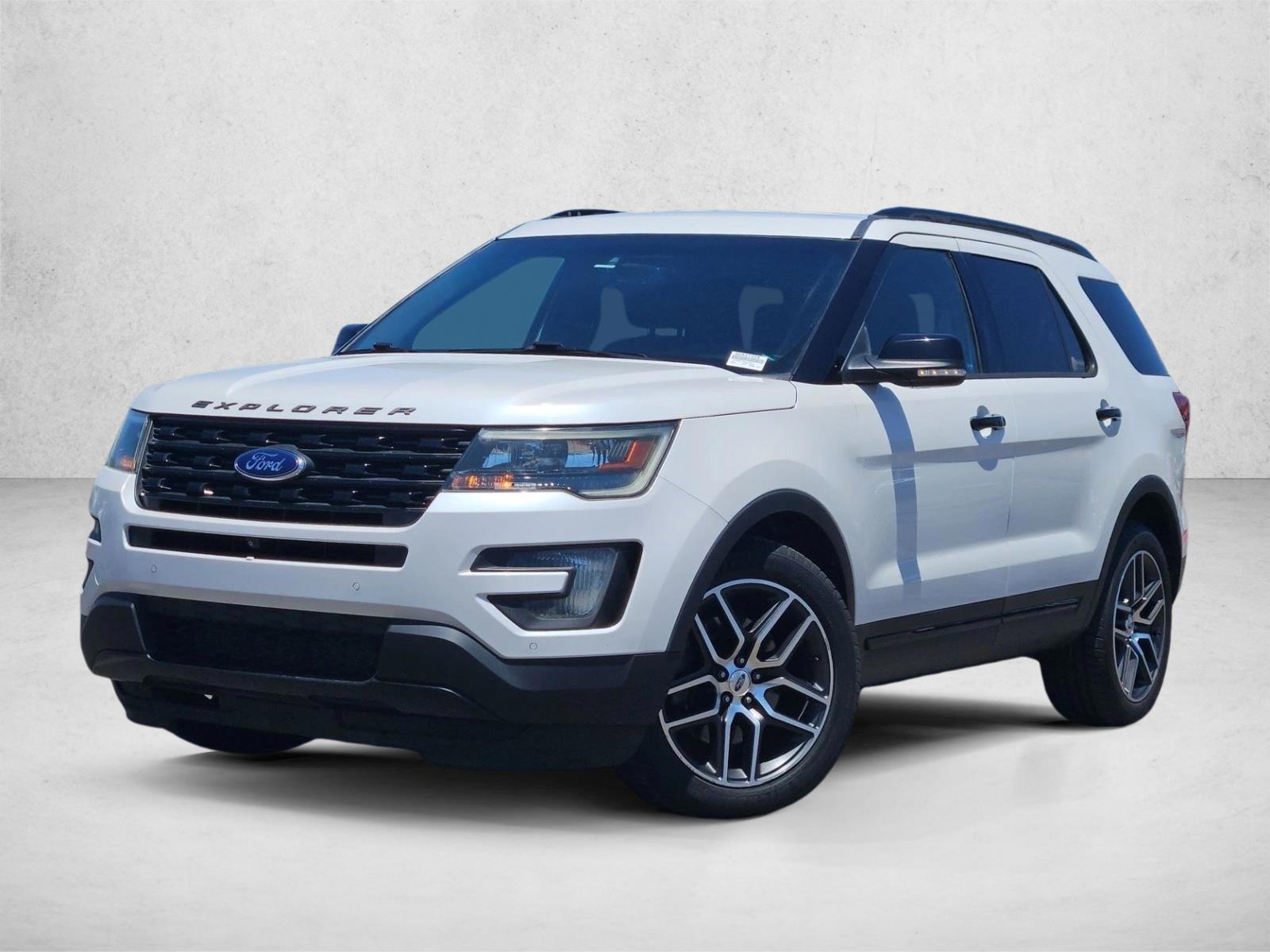 Thumbnail: 2016 Ford Explorer - 2