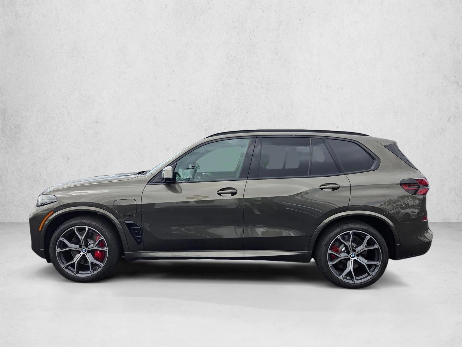 Thumbnail: 2026 BMW X5 - 2