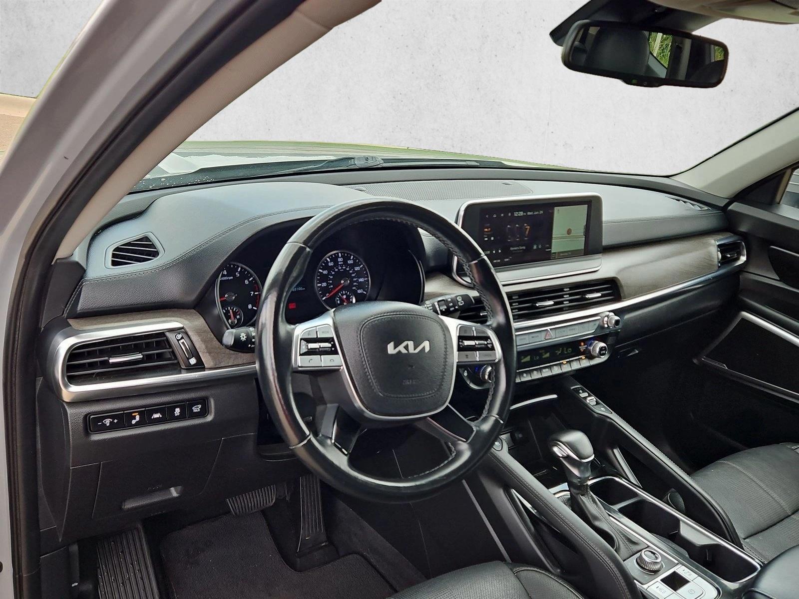 Thumbnail: 2022 Kia Telluride - 3