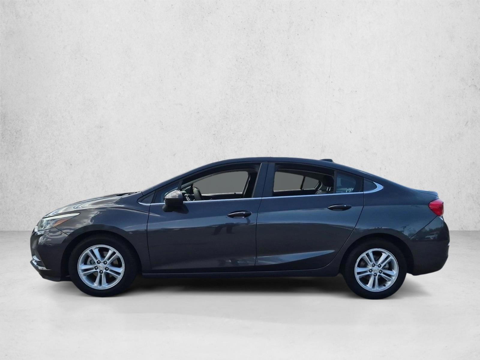 Thumbnail: 2017 Chevrolet Cruze - 2