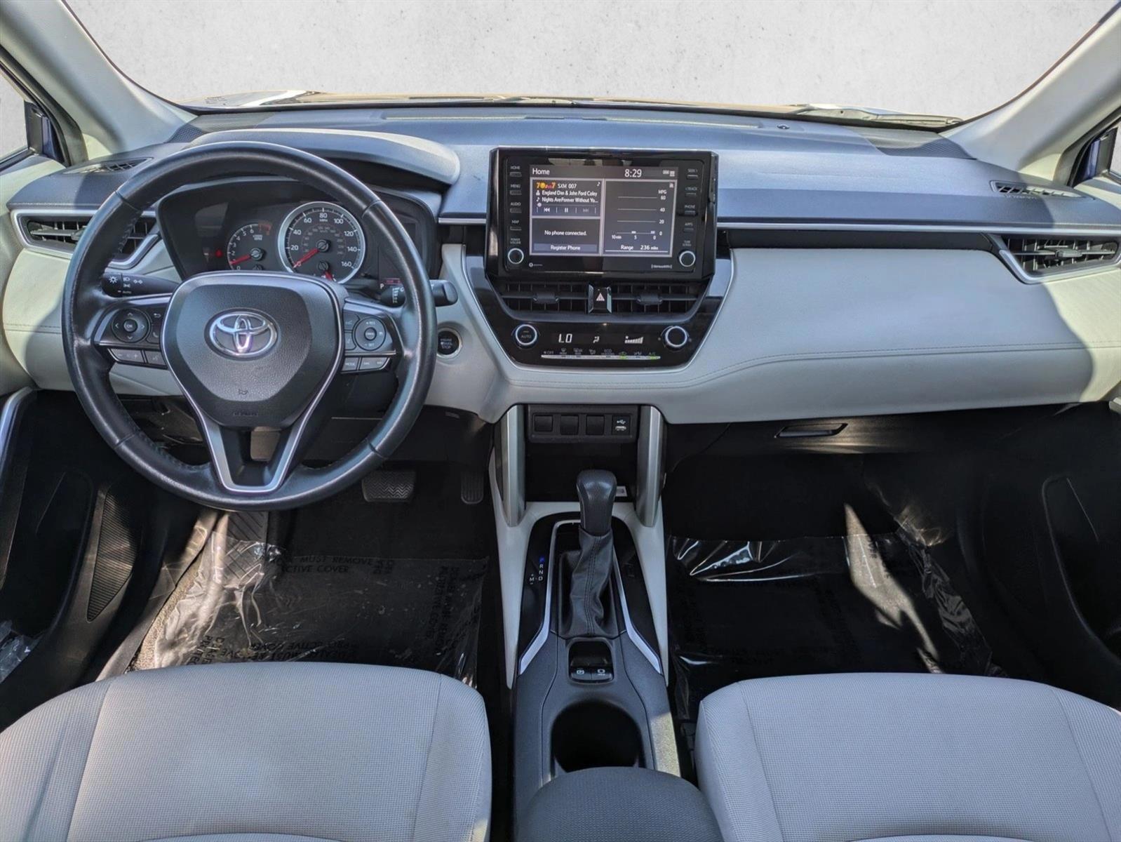 Thumbnail: 2022 Toyota Corolla Cross - 3