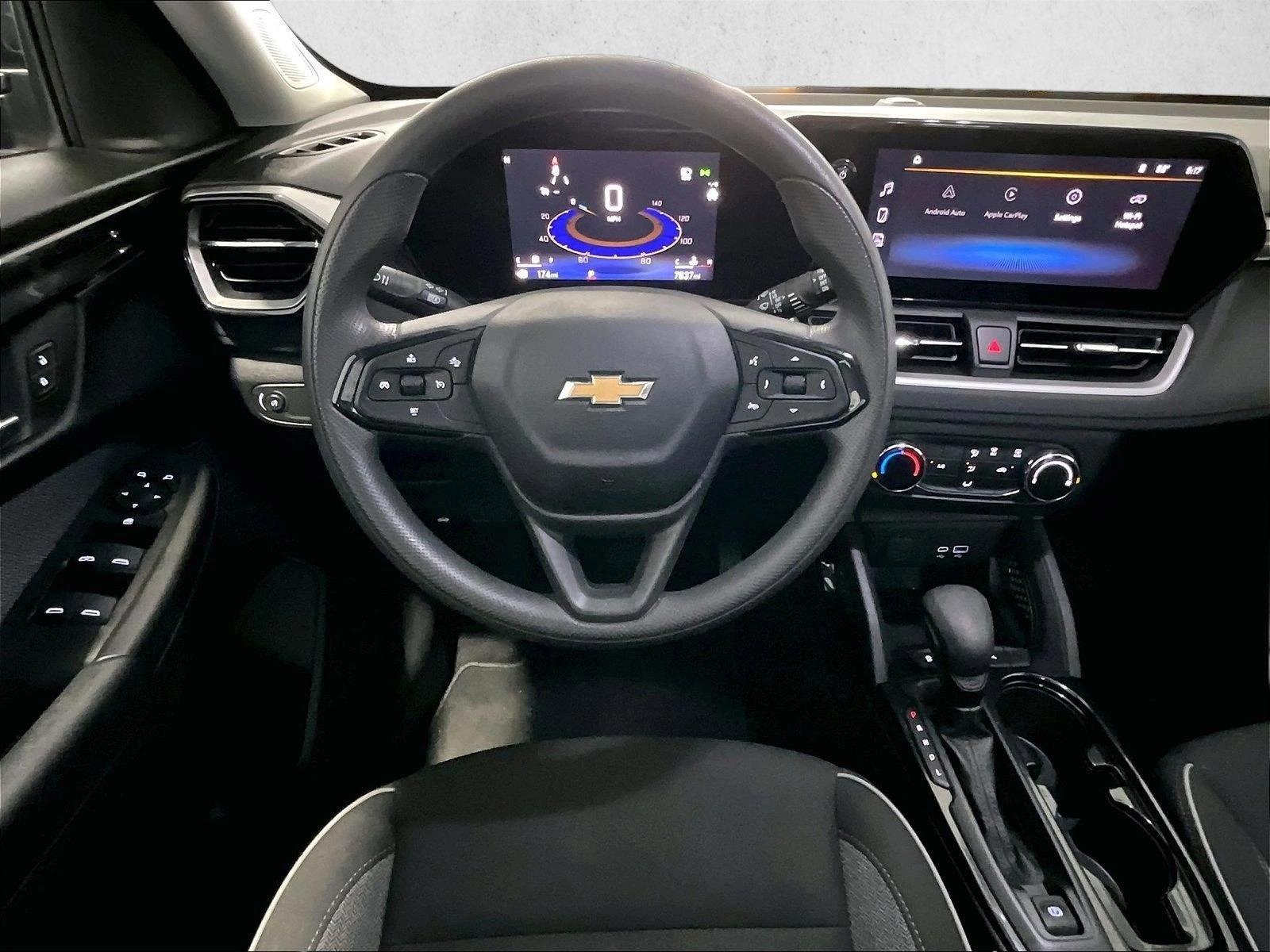 Thumbnail: 2025 Chevrolet TrailBlazer - 3