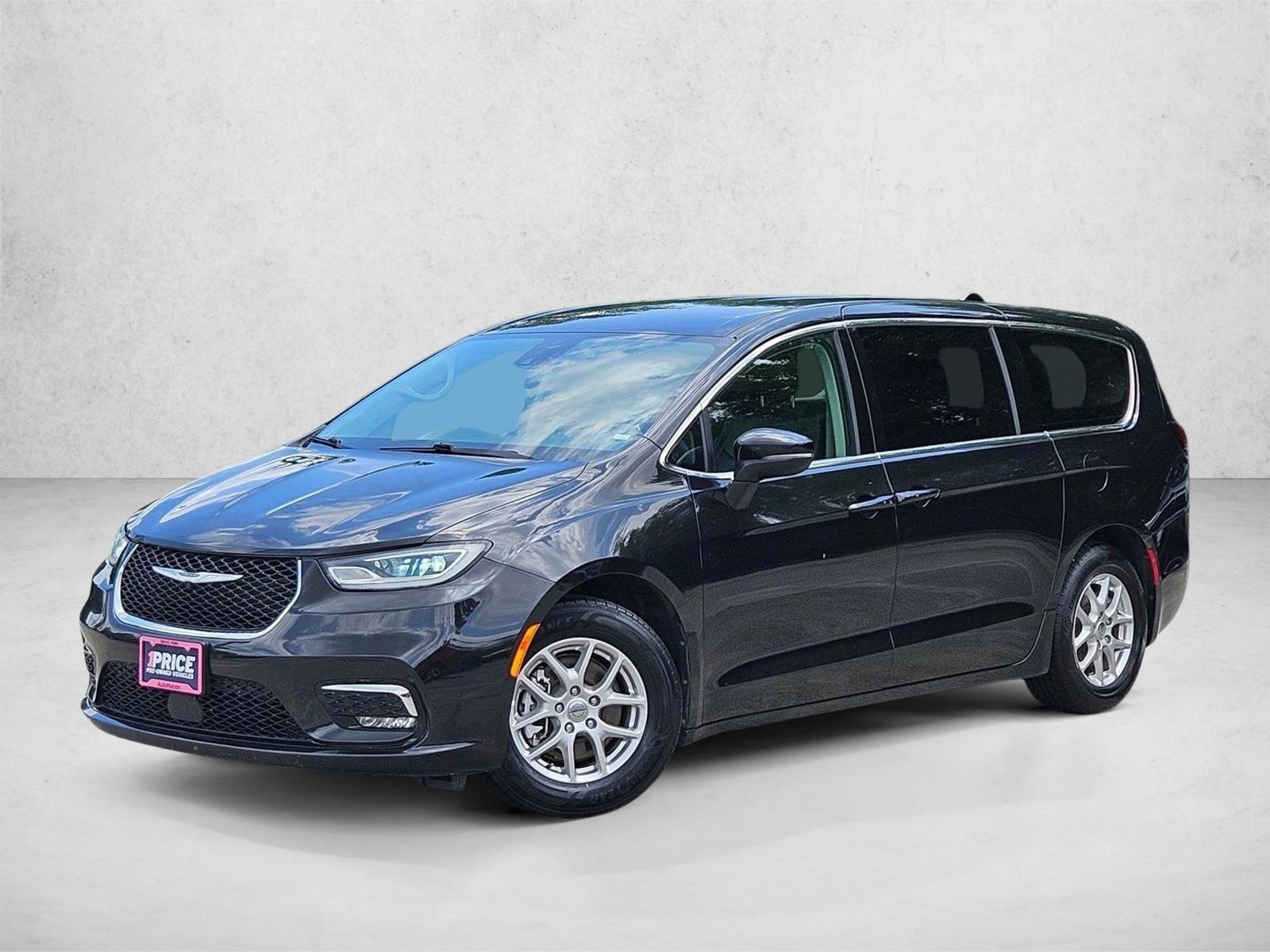 Thumbnail: 2023 Chrysler Pacifica - 1