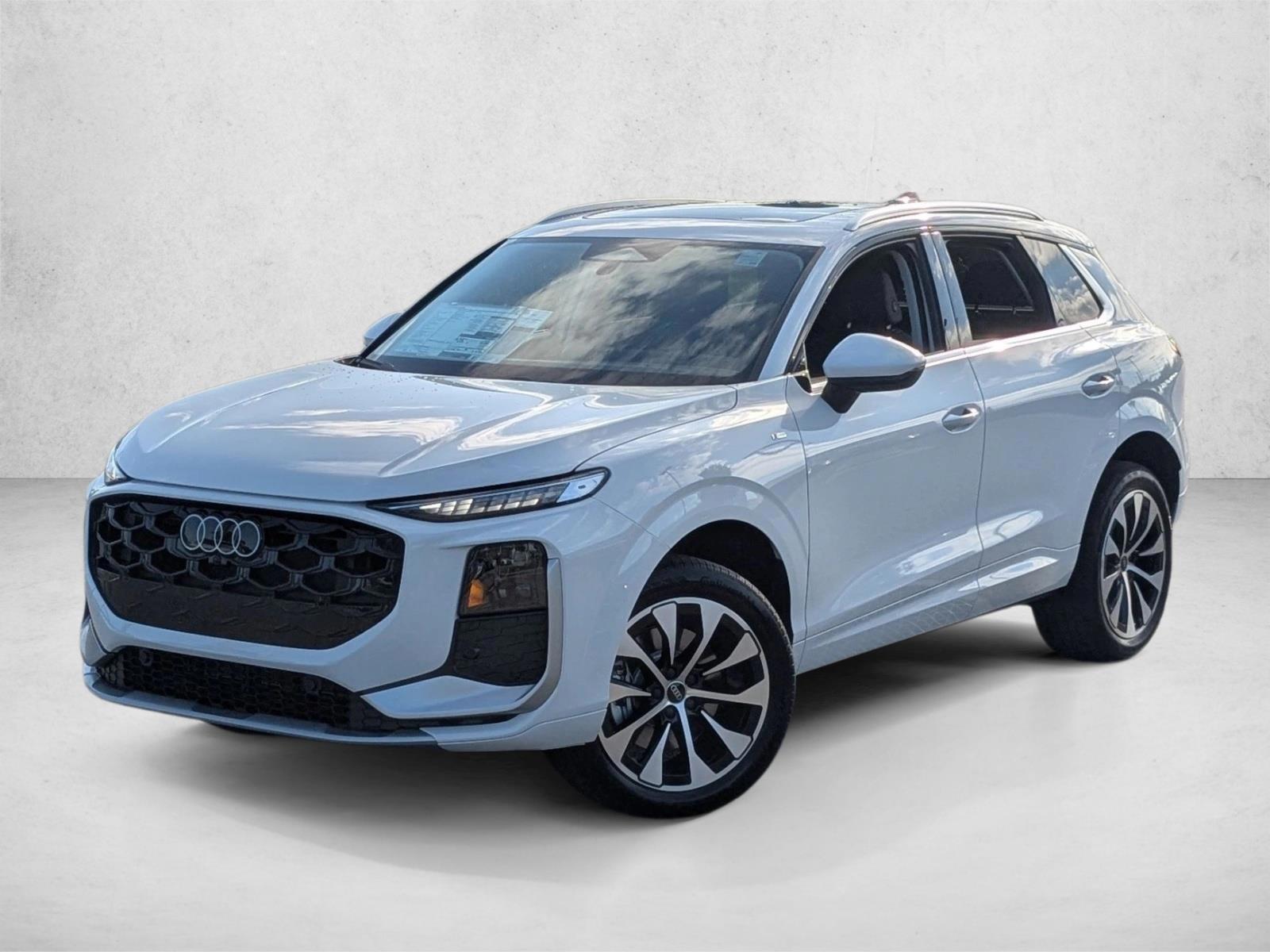 Thumbnail: 2026 Audi Q3 - 1
