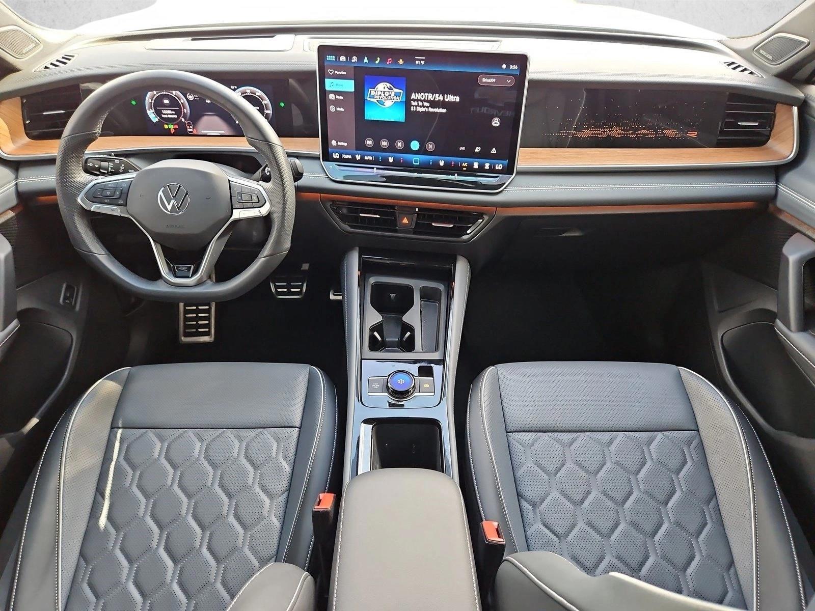 Thumbnail: 2026 Volkswagen Tiguan - 3