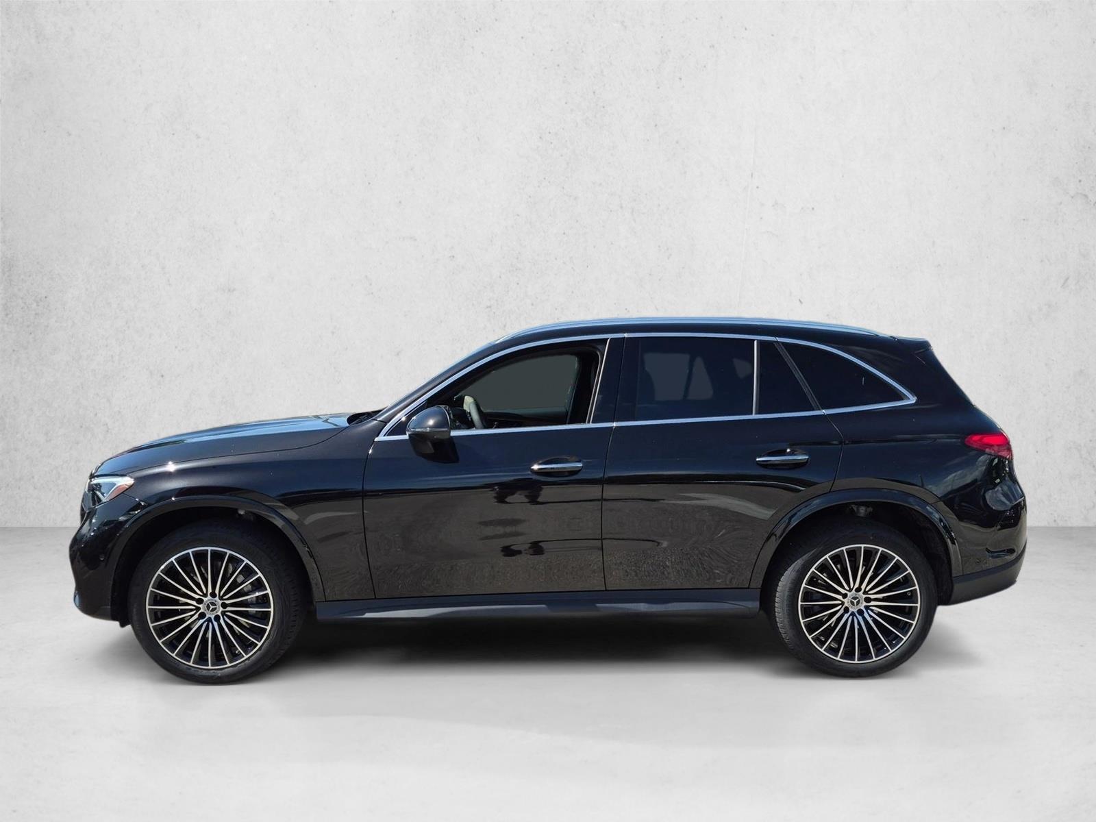 Thumbnail: 2026 Mercedes-Benz GLC - 2