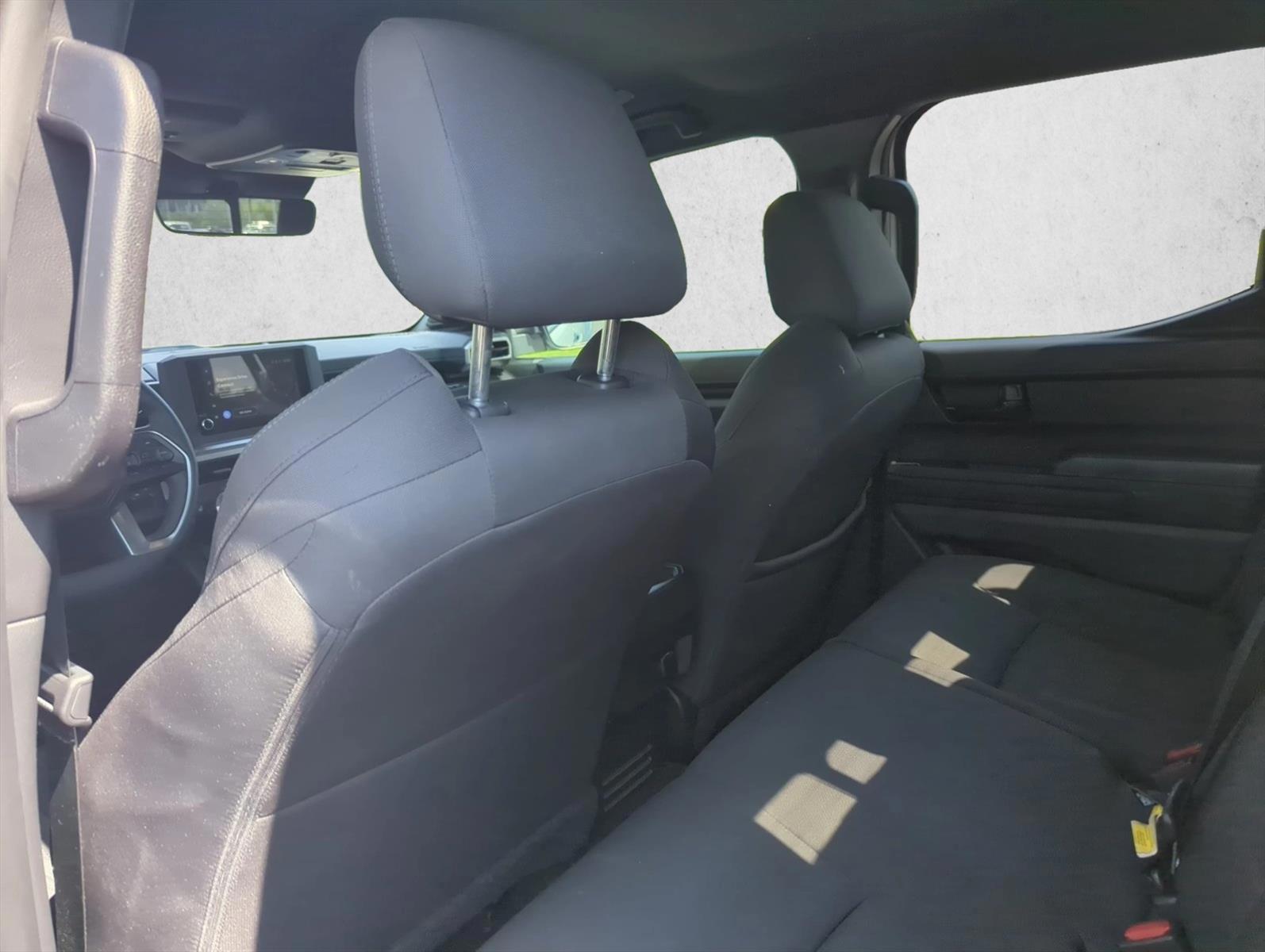 2024 Toyota Tacoma SR5 - Photo 19