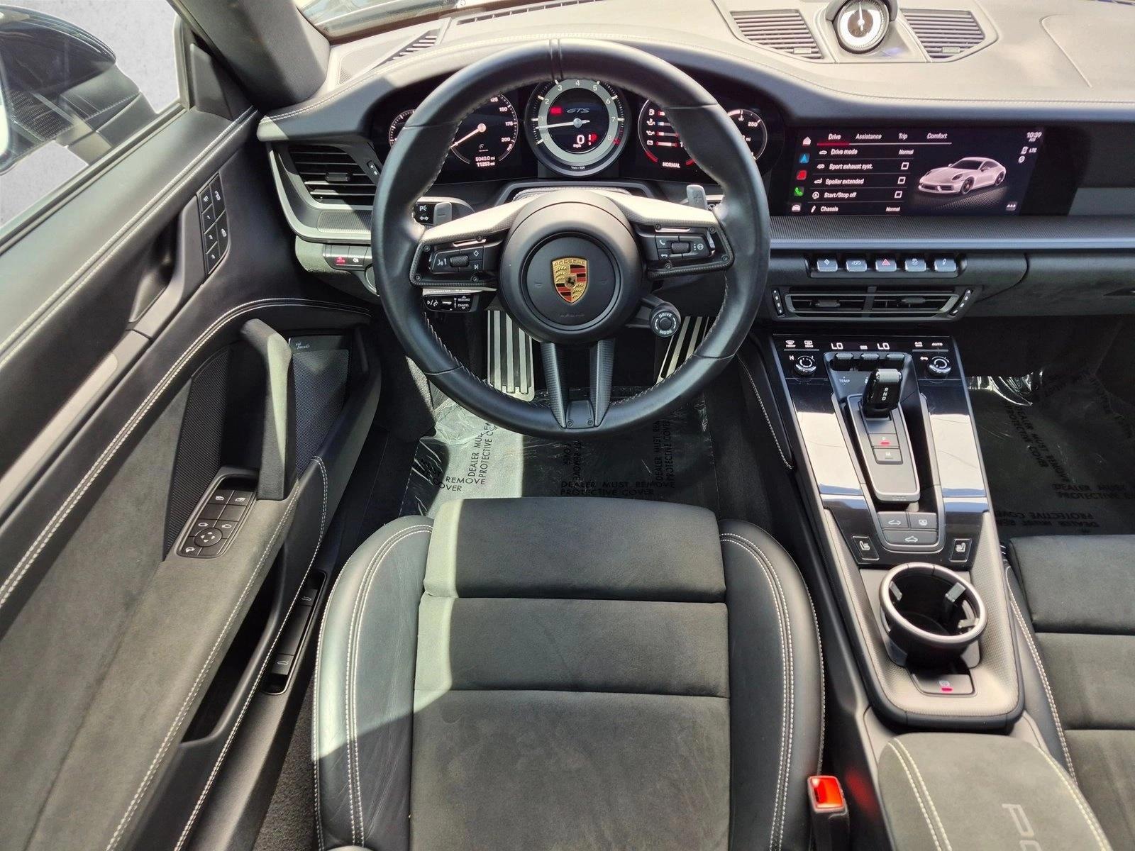 Thumbnail: 2024 Porsche 911 - 4