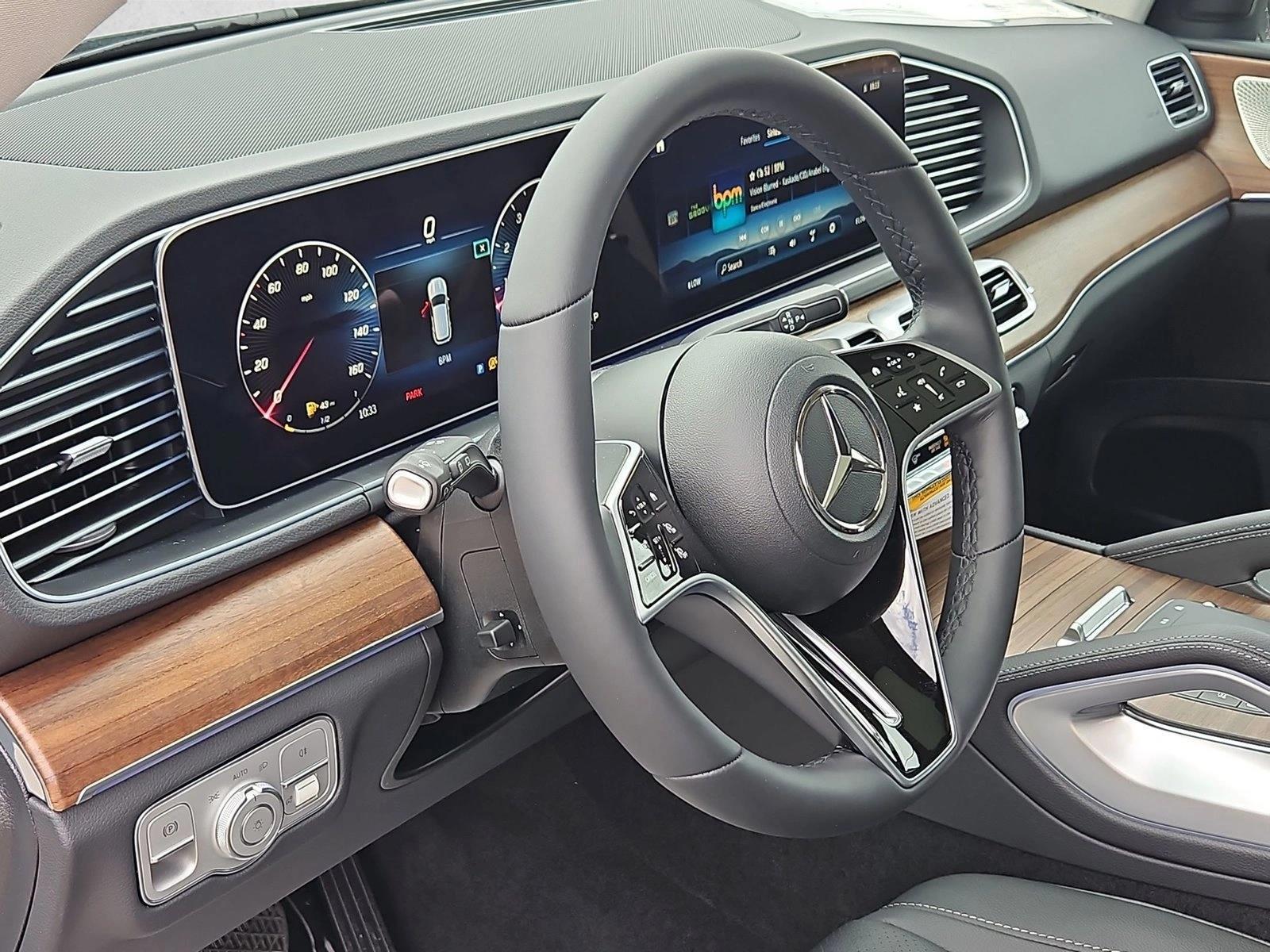Thumbnail: 2026 Mercedes-Benz GLE - 3