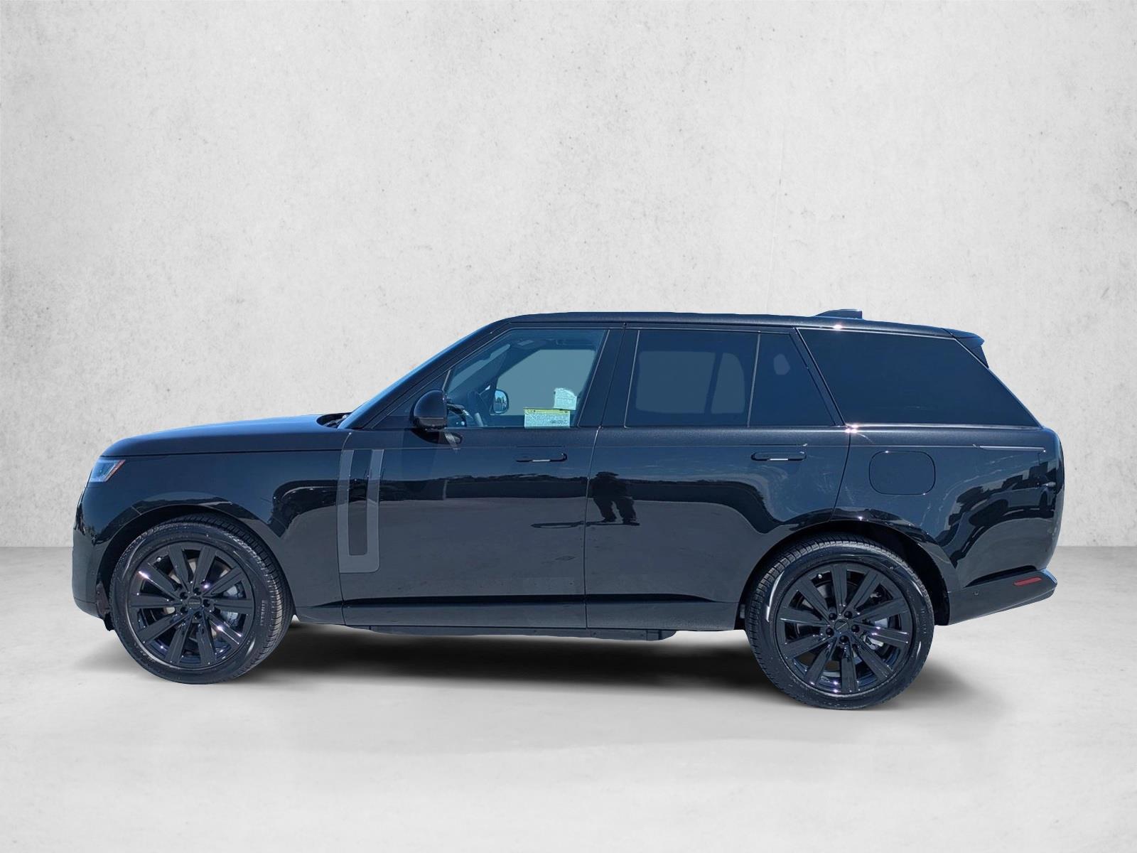 Thumbnail: 2026 Land Rover Range Rover - 2