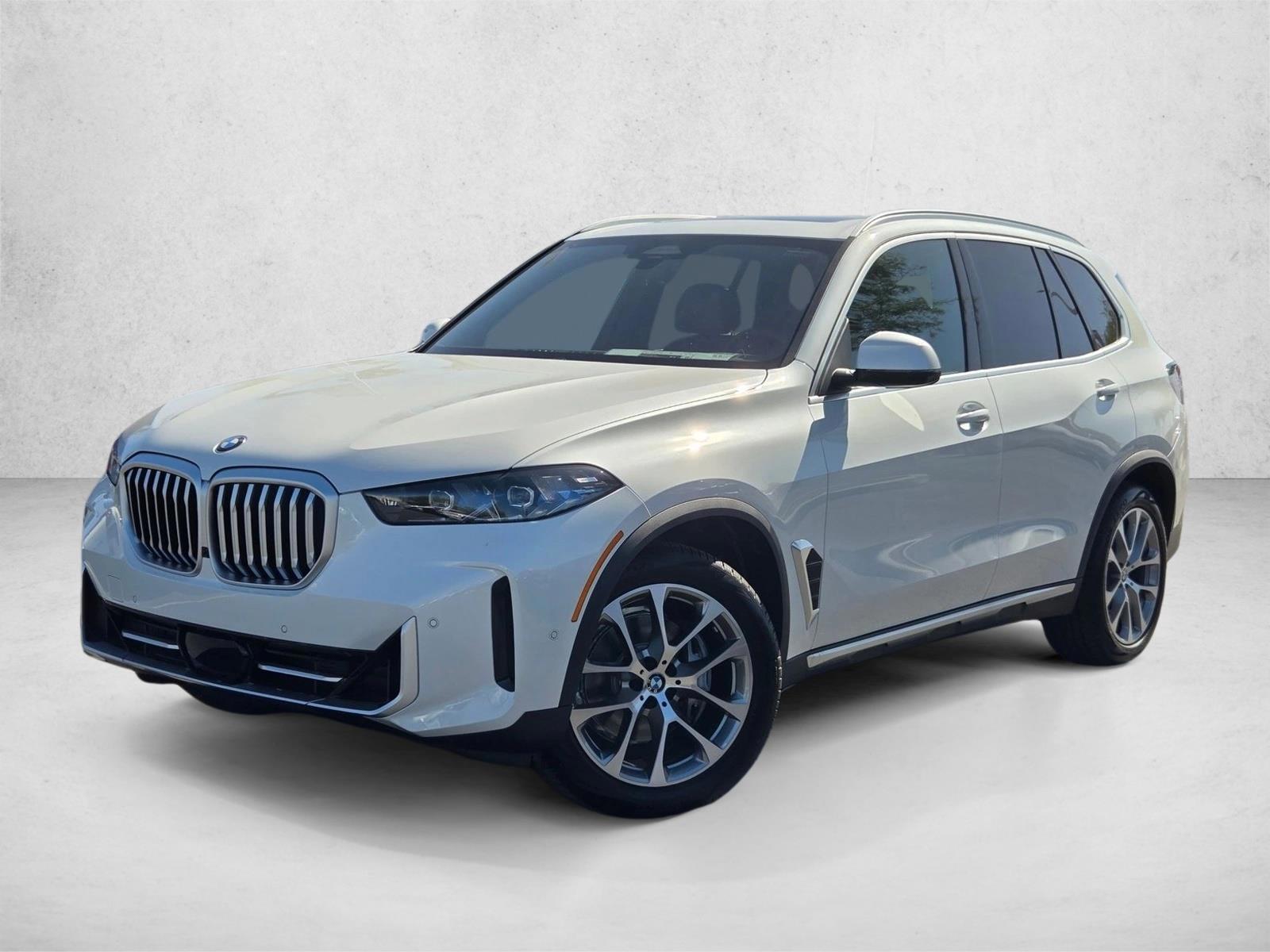 Thumbnail: 2026 BMW X5 - 1