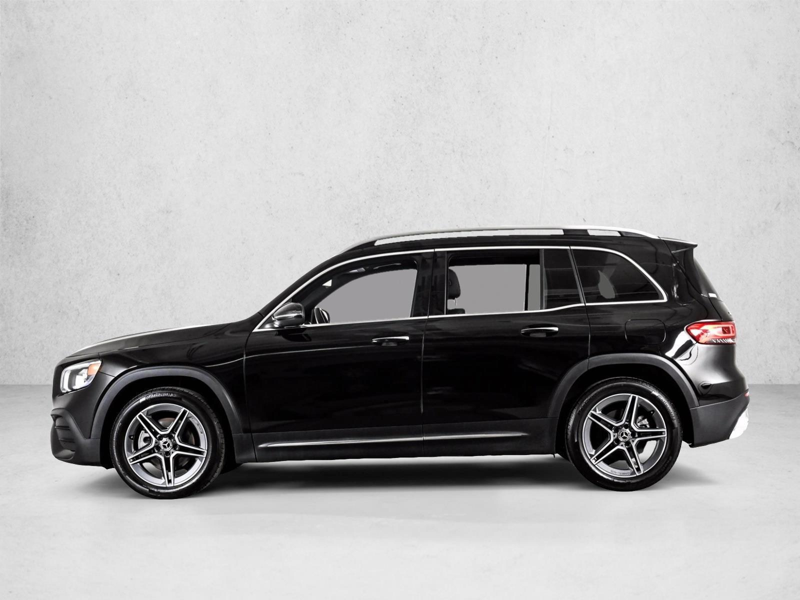 Thumbnail: 2023 Mercedes-Benz GLB - 2