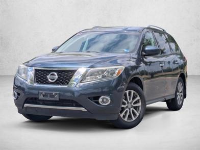2015 Nissan Pathfinder SV -
                  Sterling, VA