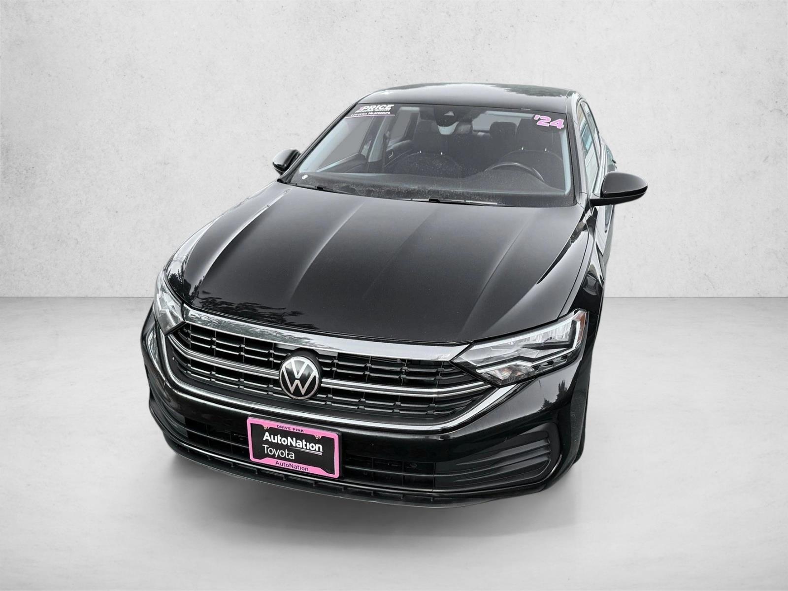 Thumbnail: 2024 Volkswagen Jetta - 2