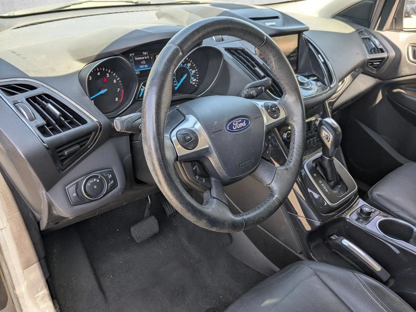 Thumbnail: 2014 Ford Escape - 3